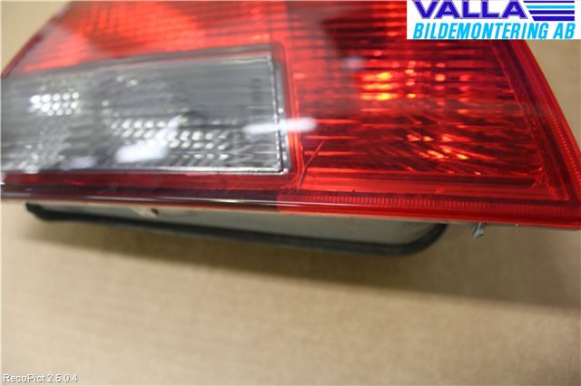 Opel VECTRA C 06-08 Baklykt Venstre  På Luke(Indre