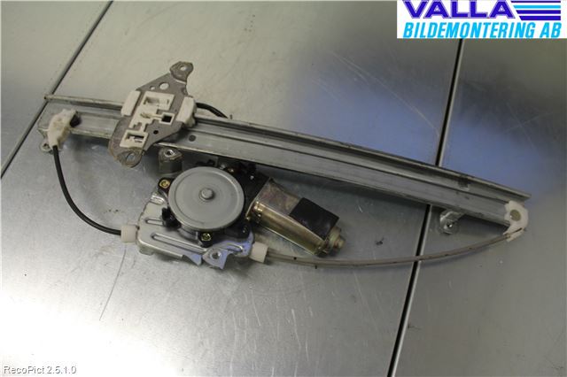 Nissan NAVARA 98-05 Vindusheis El Komp
