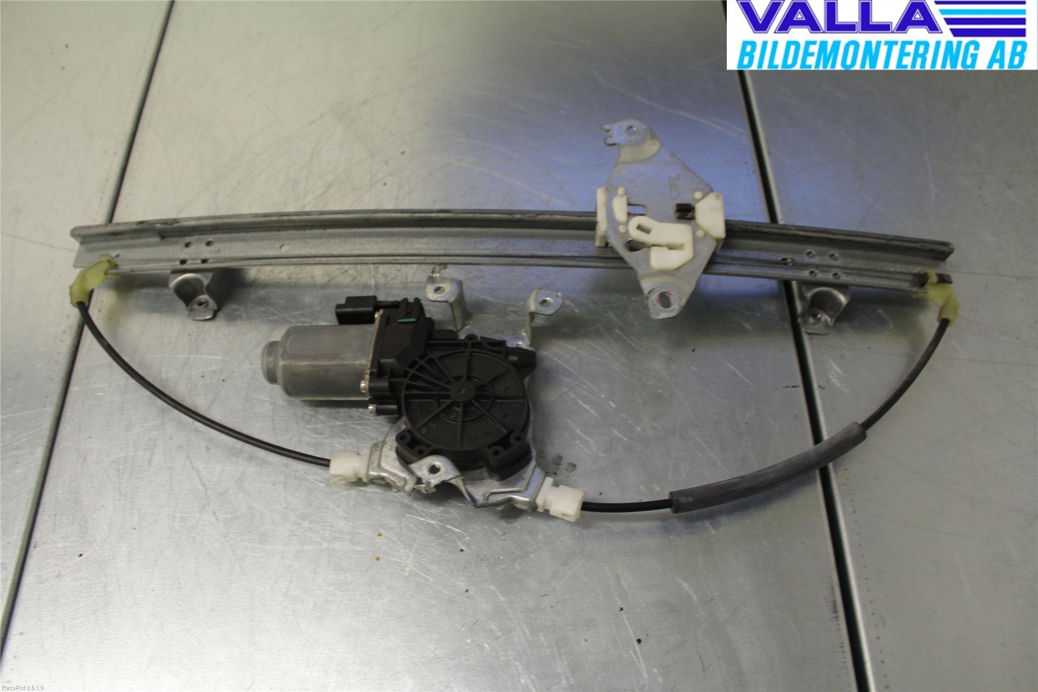 Nissan NAVARA 05-16 Vindusheis El Komp