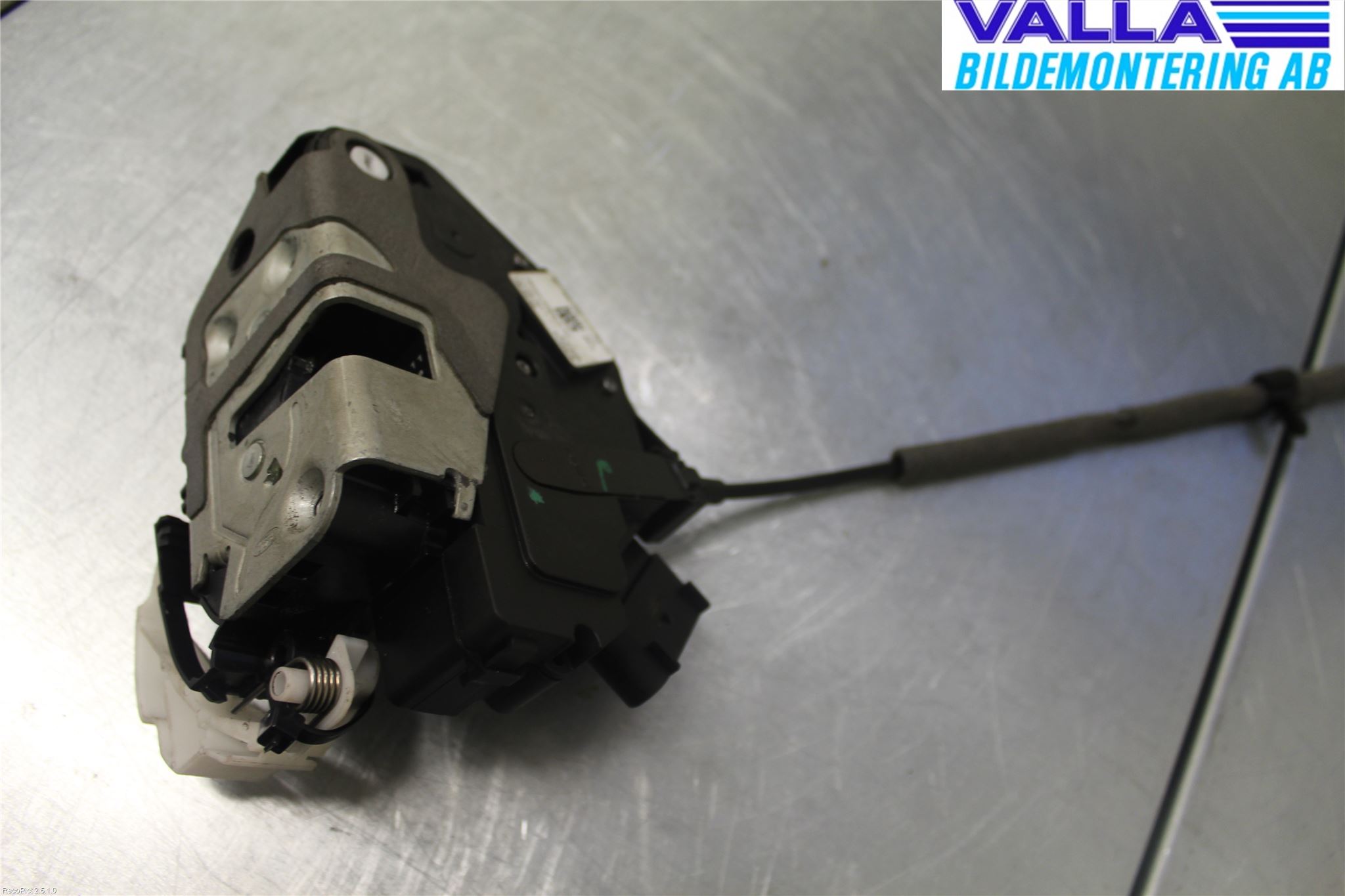Ford FOCUS 11-14 Dørlås - Låsekasse