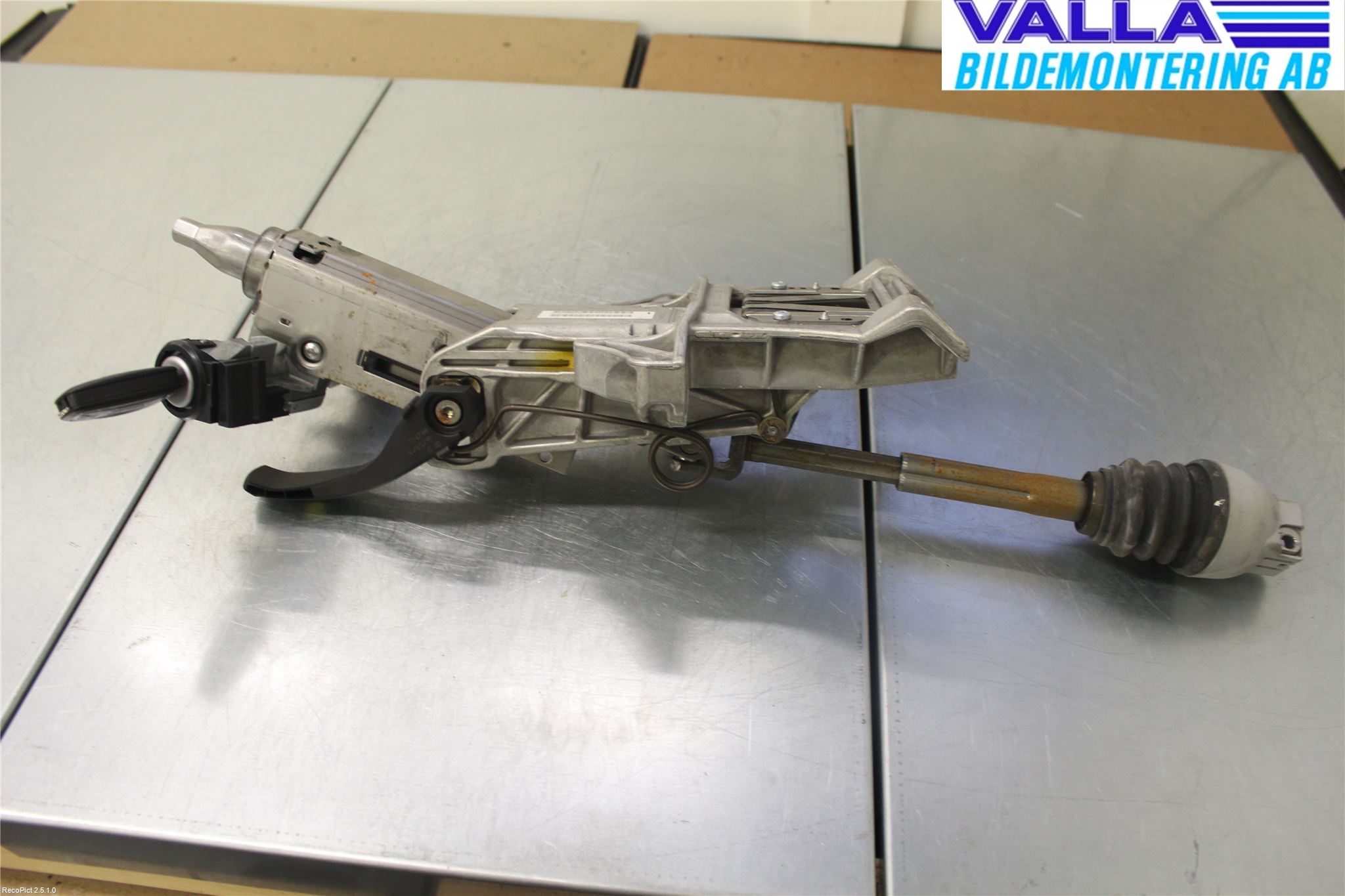 Ford FOCUS 11-14 Rattakselaggregat Justerbart