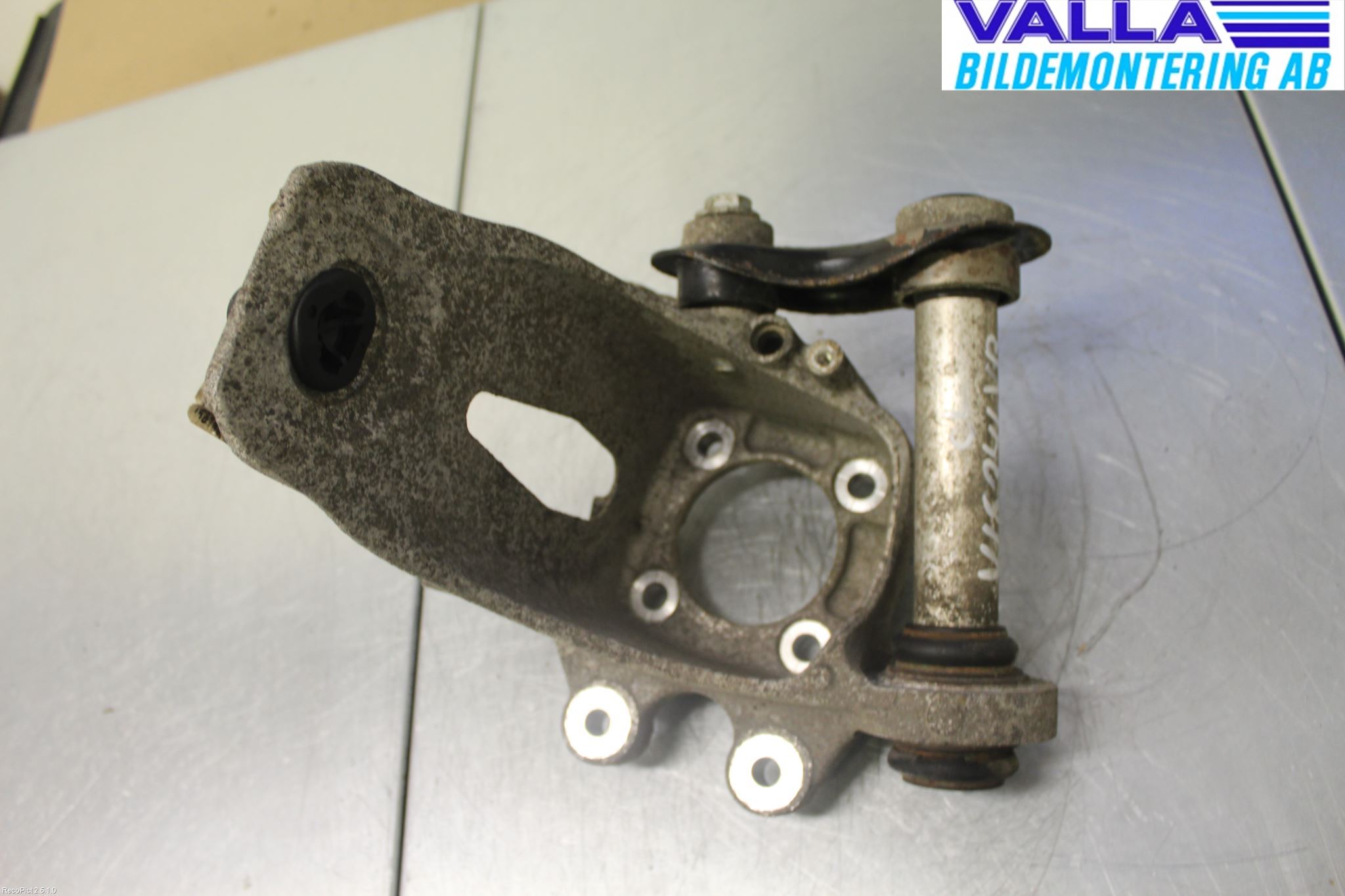 BMW 5 E60/61 Sed/Tou 02-10 Spindel Vb