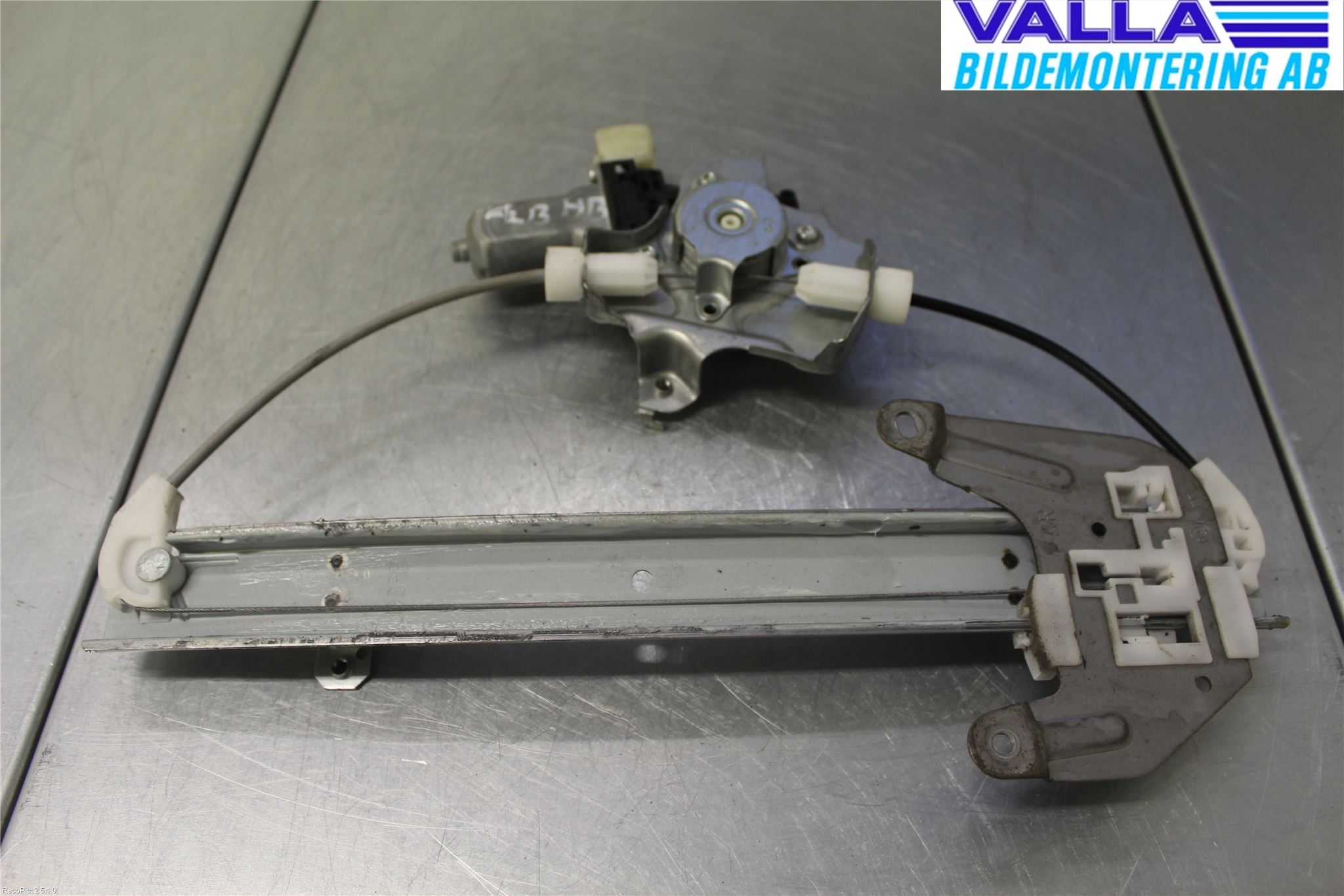 Nissan X-TRAIL 08-14 Vindusheis El Komp