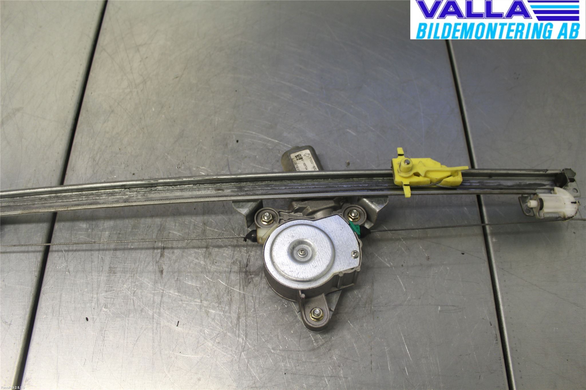 Opel VIVARO 01-14 Vindusheis El Komp