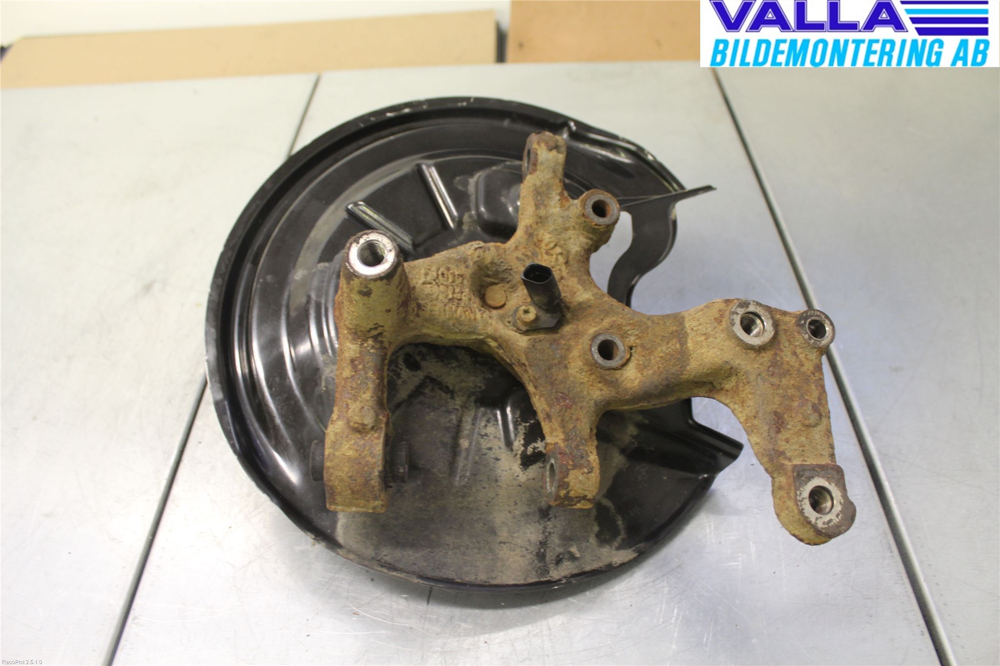 Volkswagen VW GOLF VI 09-13 Spindel Vb