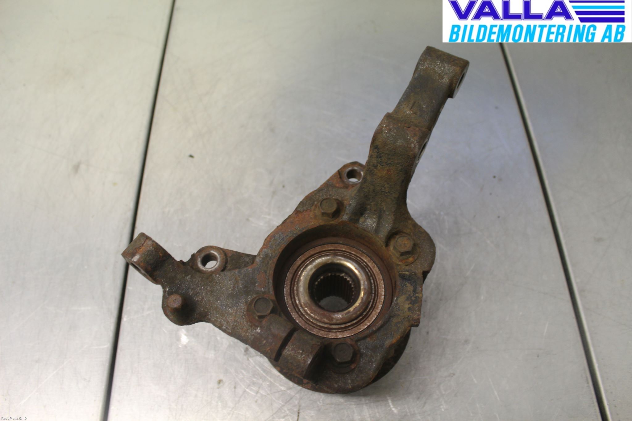Hyundai SANTA FE  06-12 Spindel Vf