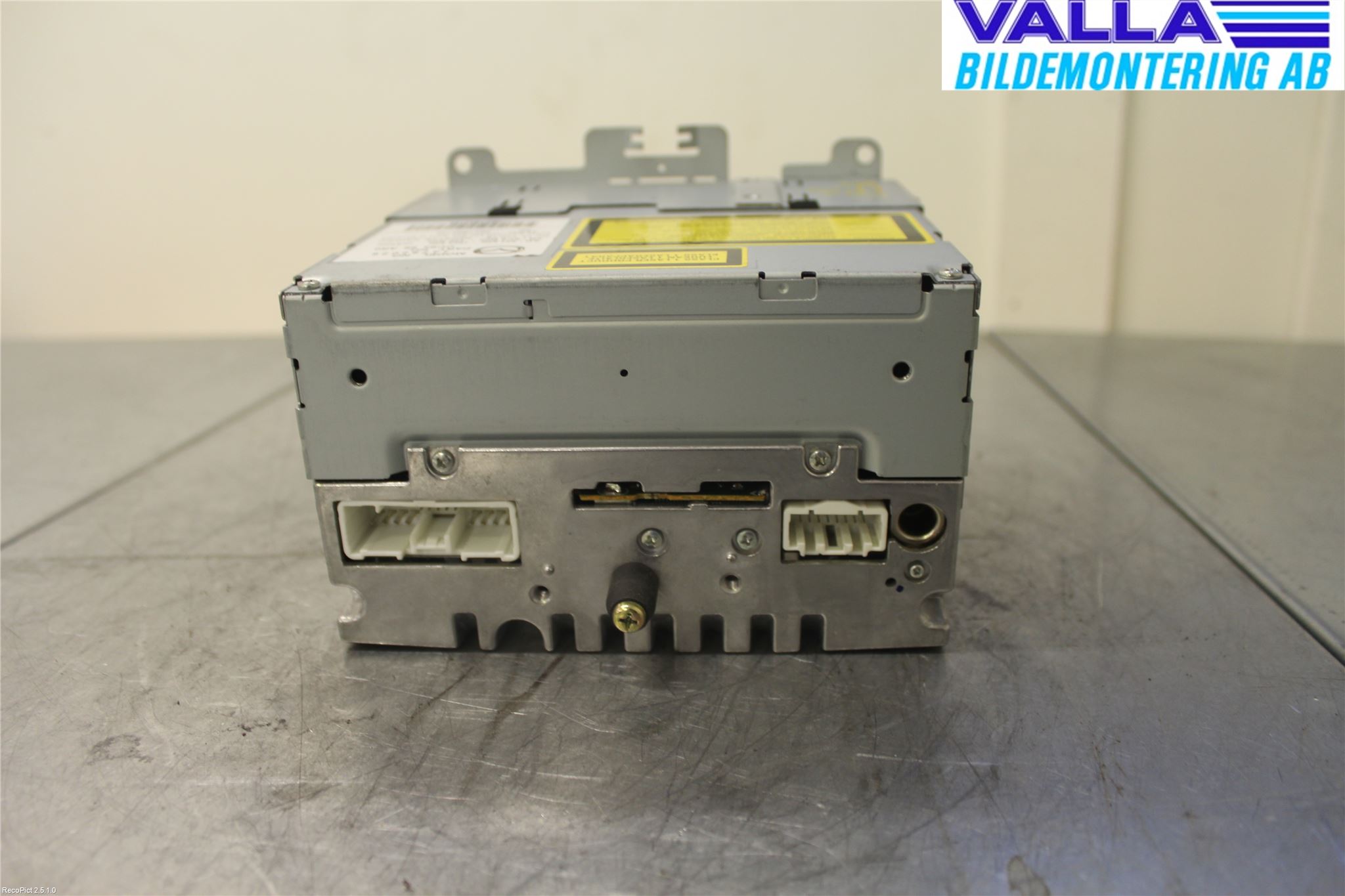 Mazda 5 05-10 Stereo Radio Med Cd