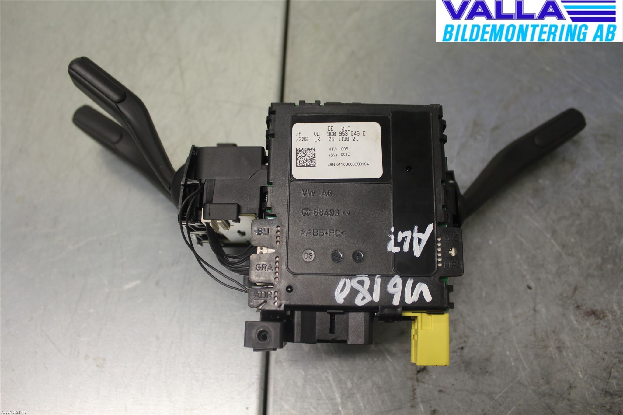 Volkswagen VW PASSAT 05-11 Bryter Ratt Kombi H Og V