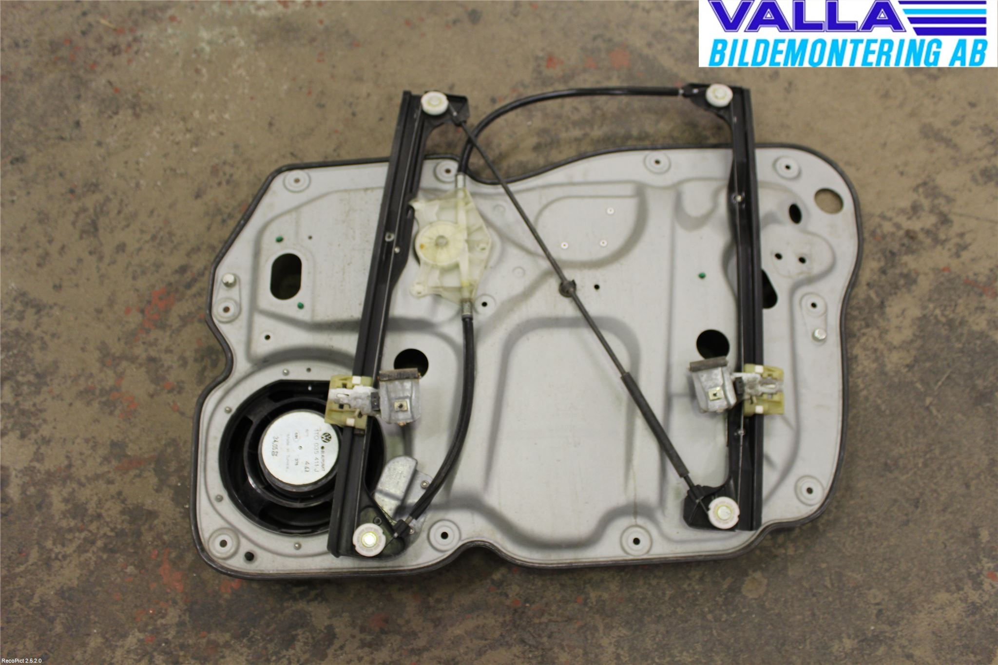 Volkswagen VW CADDY      04-10 Vindusheis El Komp