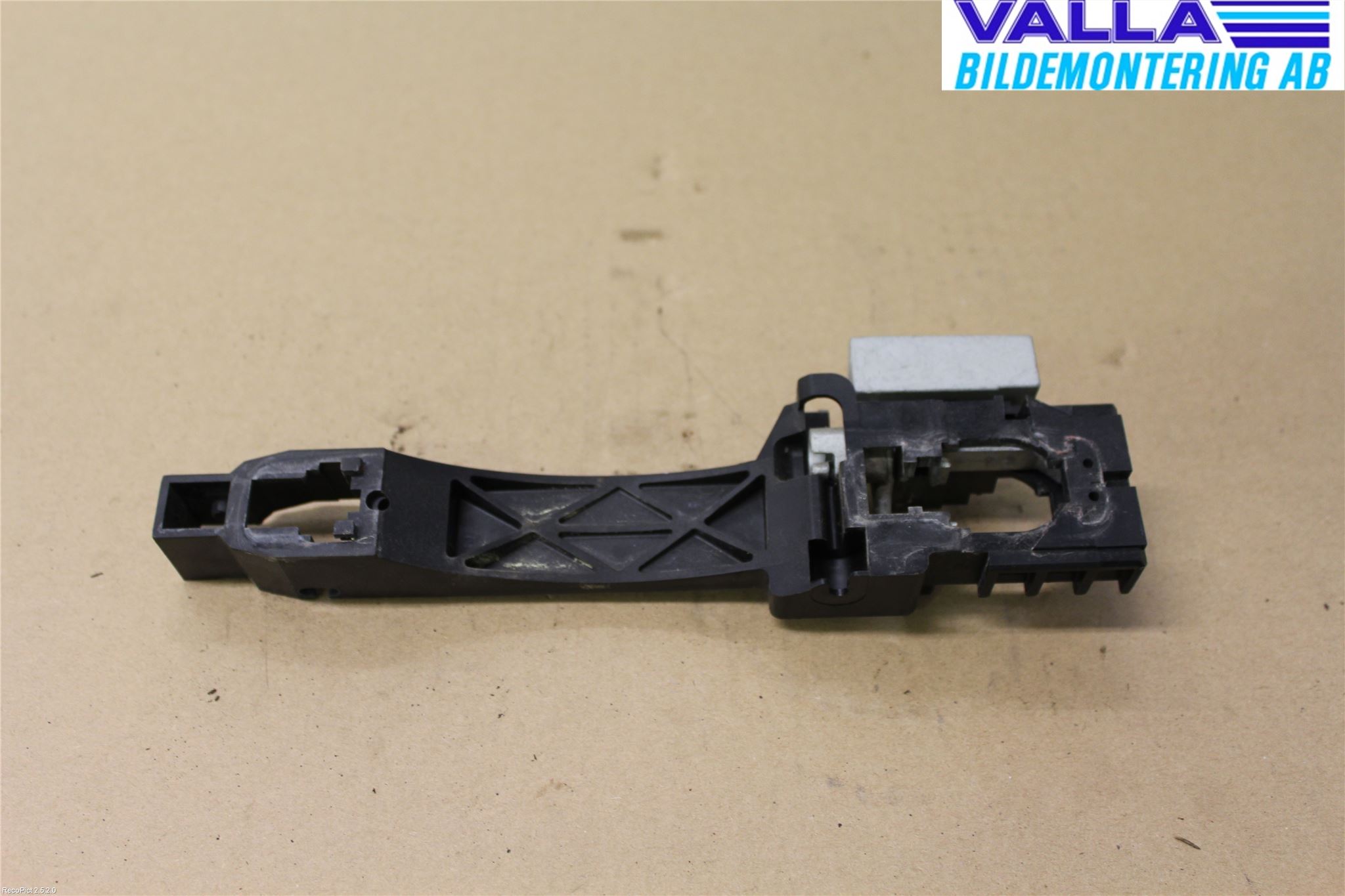 Nissan NAVARA 05-16 Dørhandtak Ytre Venstre