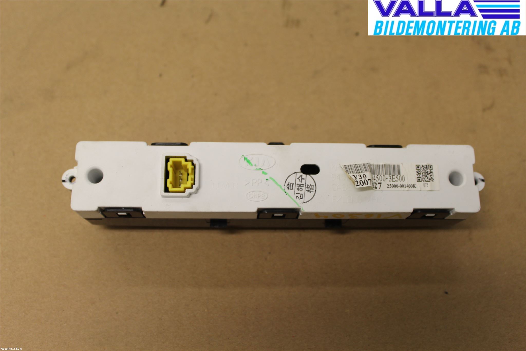 Kia SORENTO 03-09 Instr Klokke