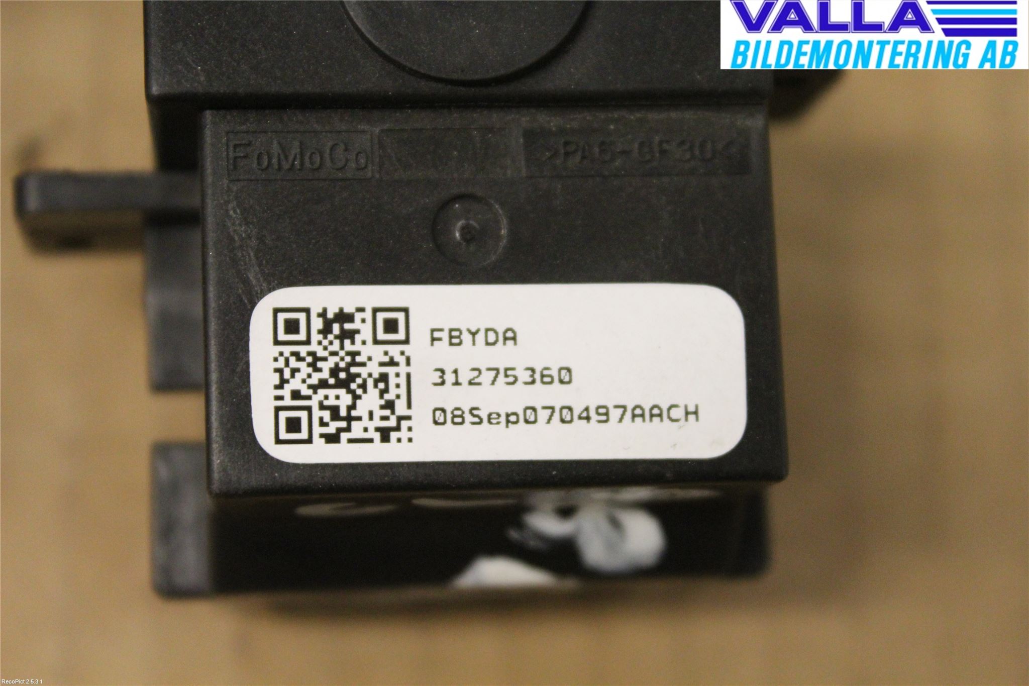 Volvo V70 08-13 Bryter Ratt Visker - Spyler