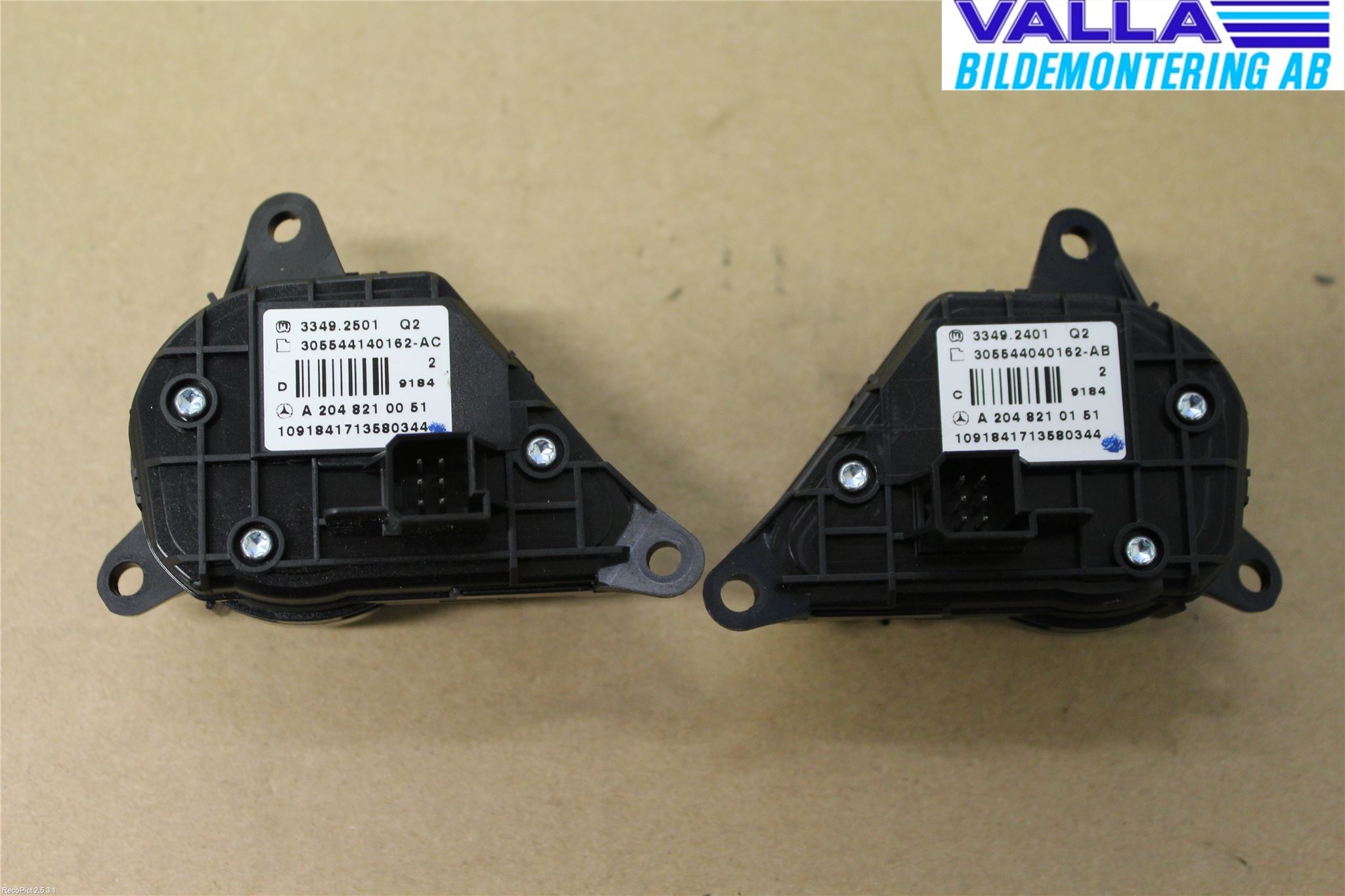 Mercedes-Benz MB C-KLASS (W204) 07-15 Bryter Ratt Radio-Stereo