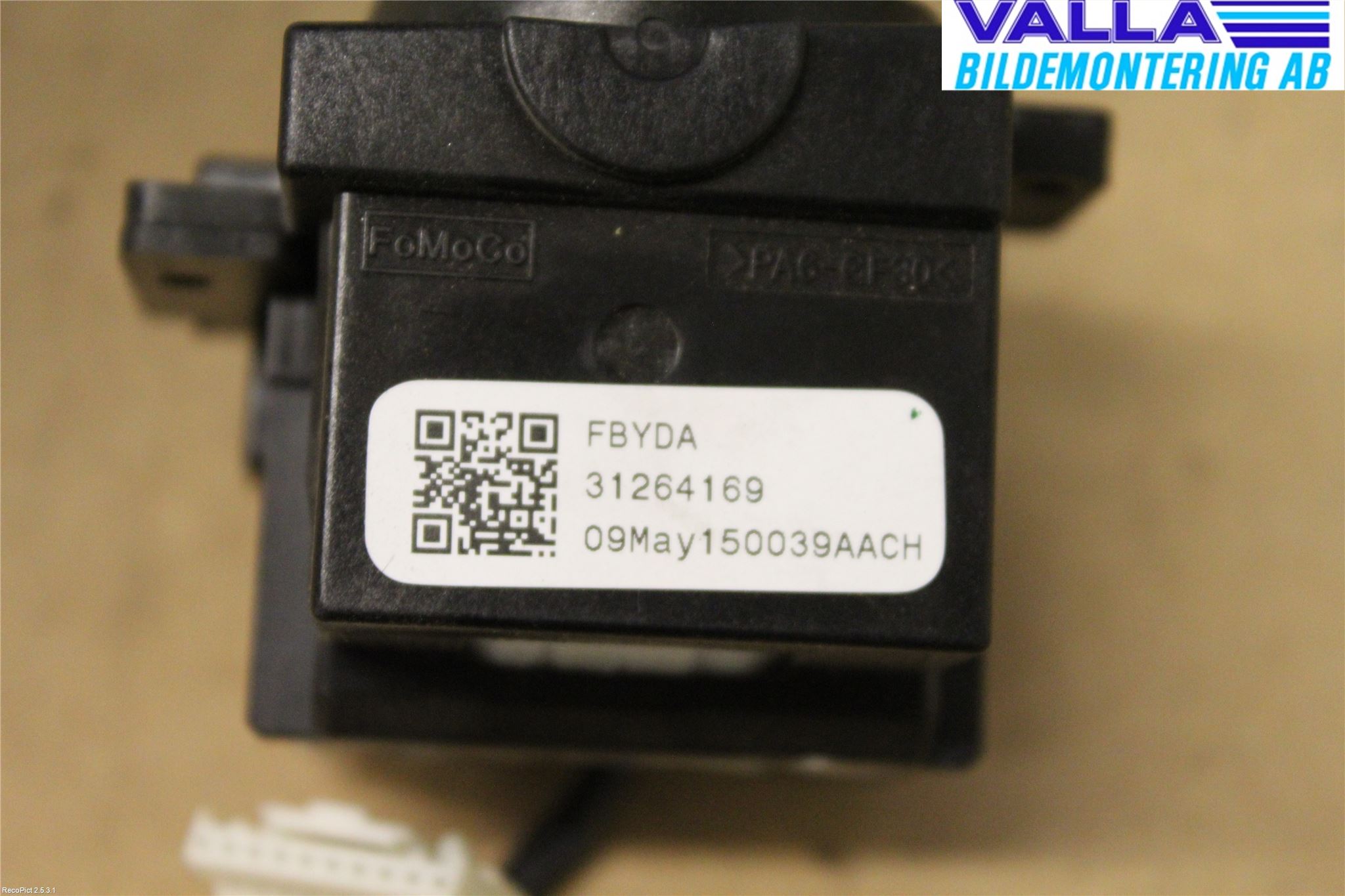 Volvo XC60 09-13 Bryter Ratt Visker - Spyler