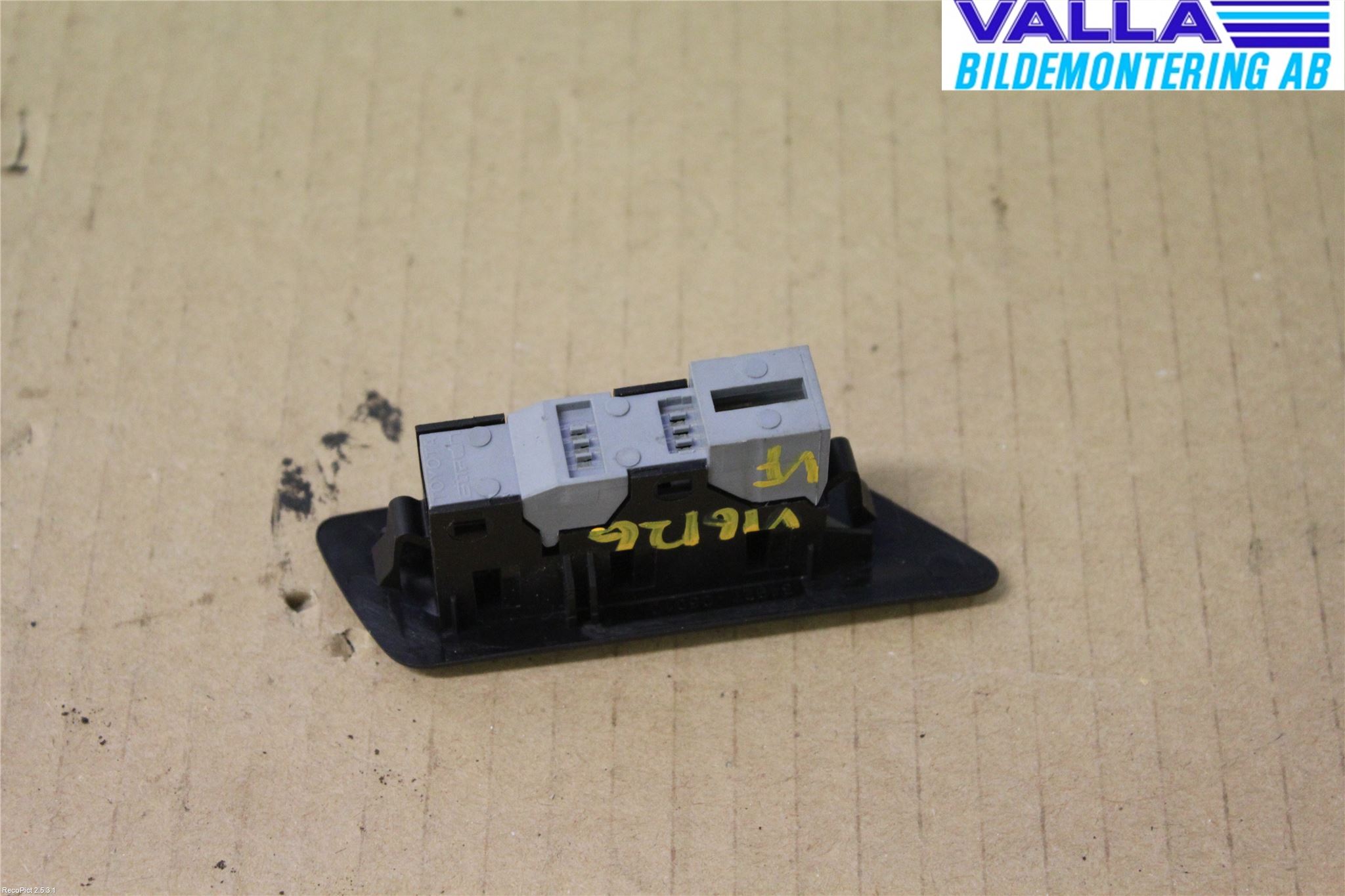 Toyota AVENSIS 09-15 Bryter Seteminne