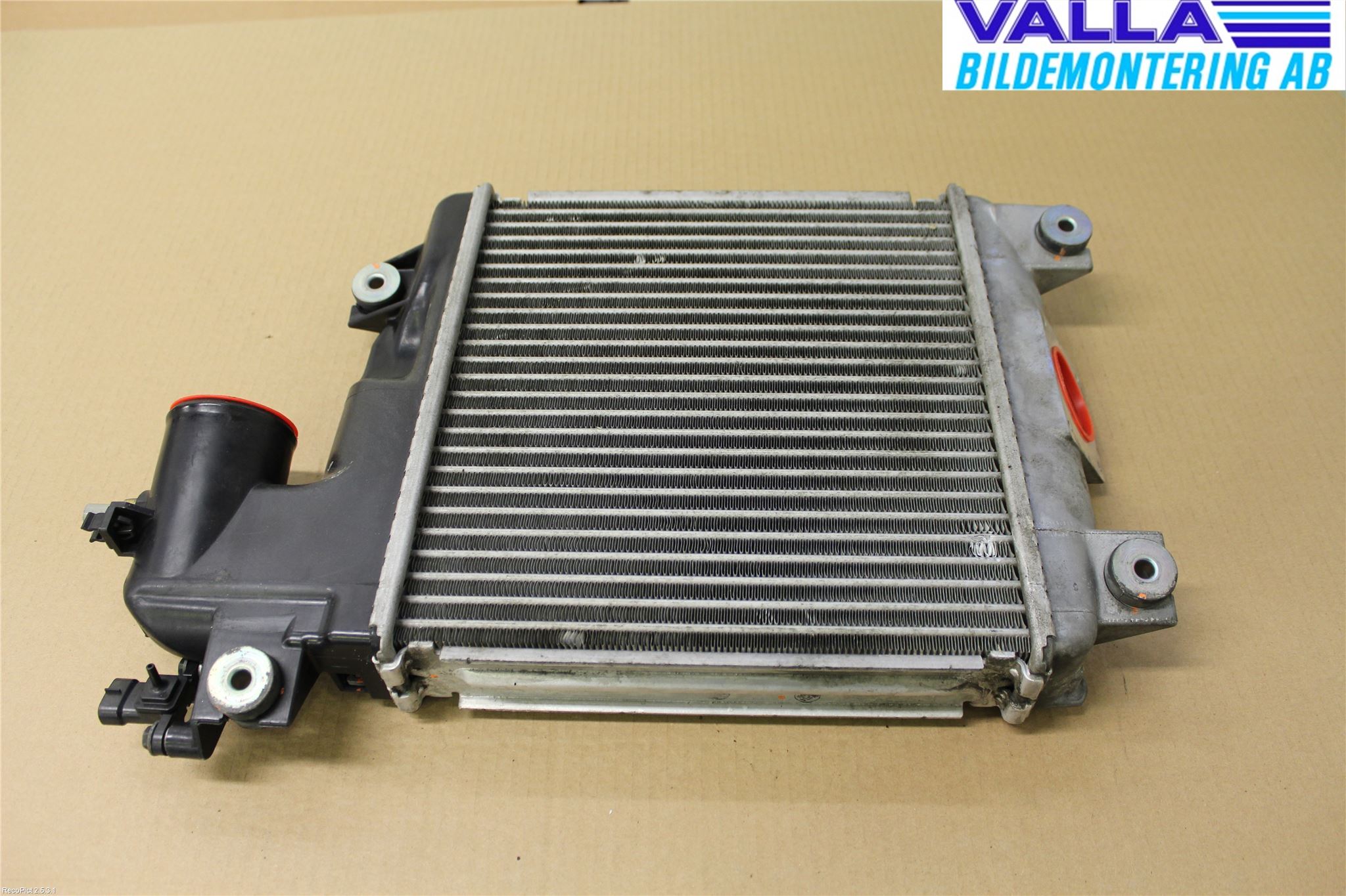 Toyota HILUX 05-16 Intercooler Radiator