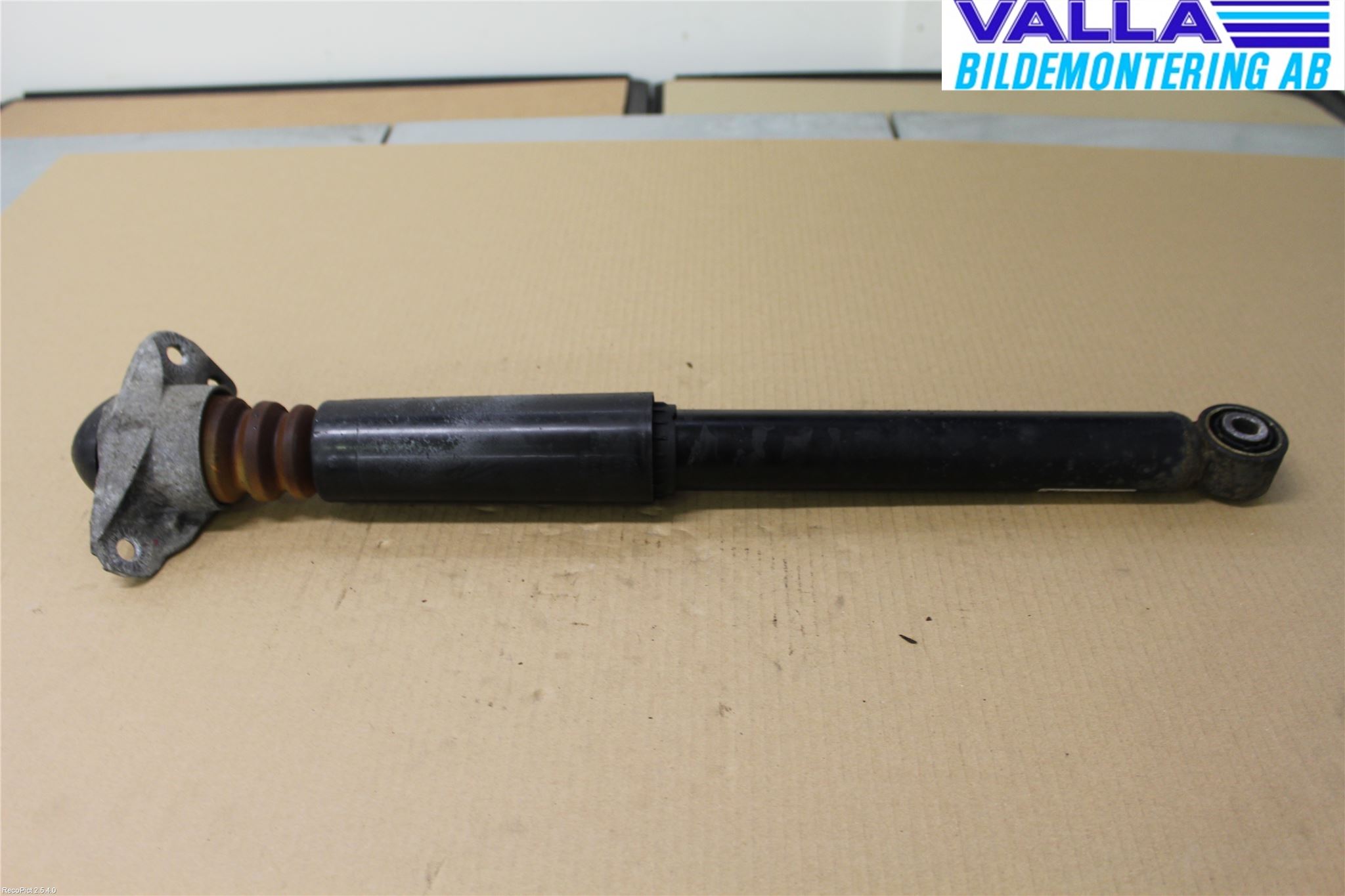 Volkswagen VW PASSAT 11-14 Støtdemper Bak