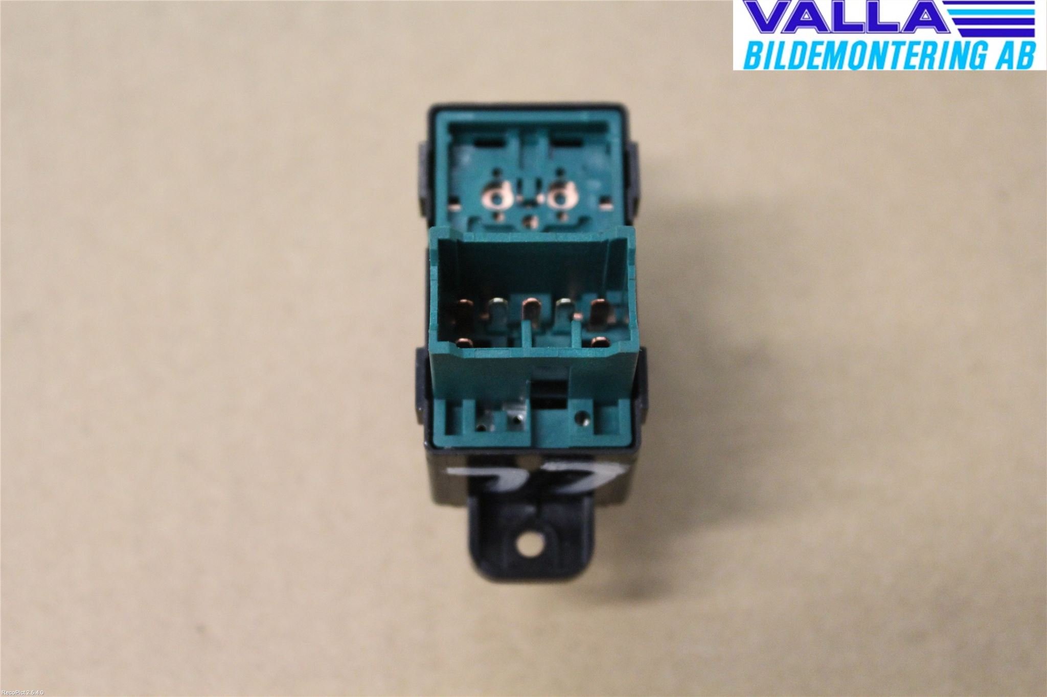Hyundai i10 BA 14-16 Bryter Vindusheis