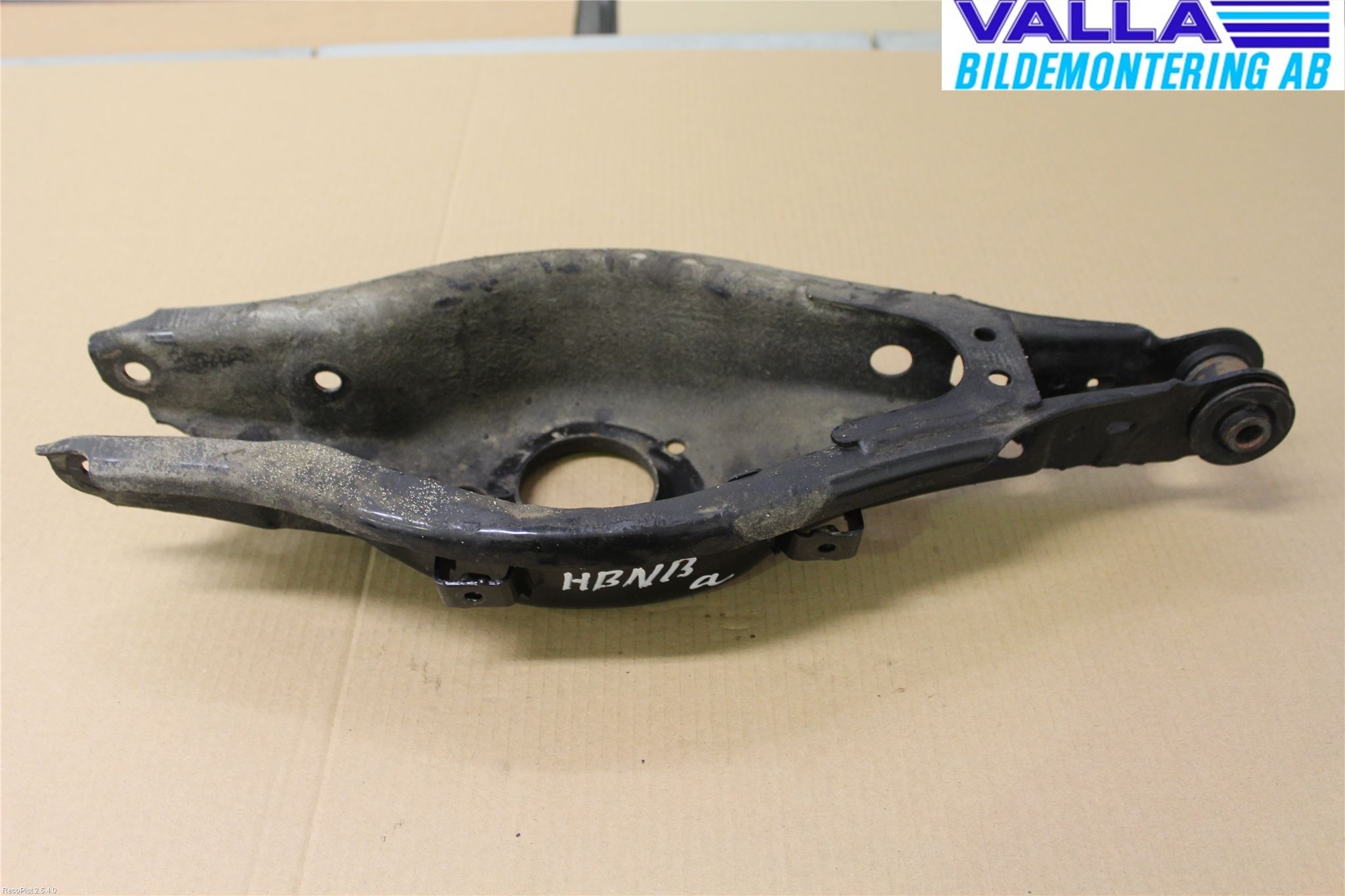 Toyota AURIS 13-19 Bærearm Bak Høyre