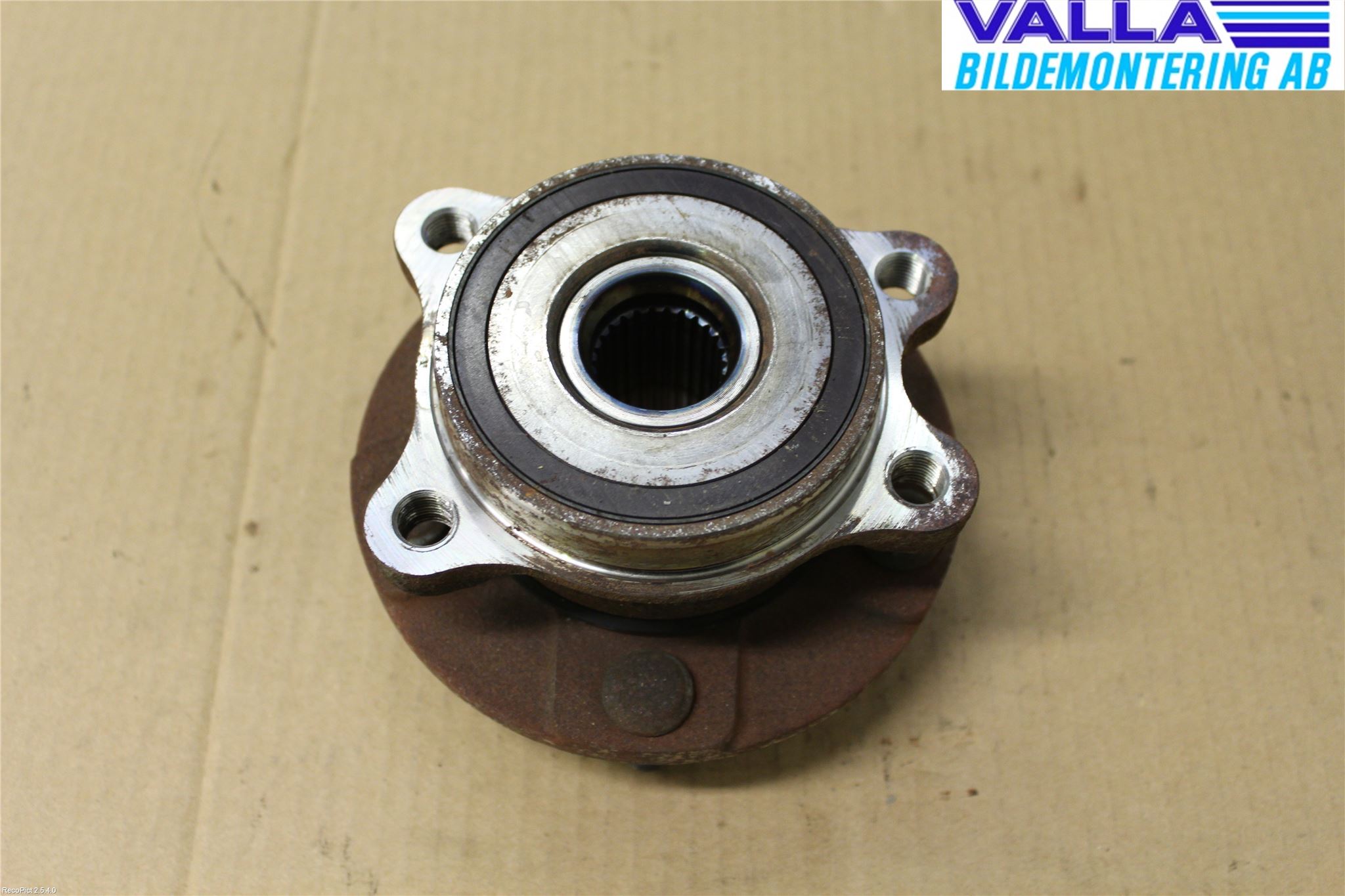 Toyota AURIS 13-19 Nav Foran
