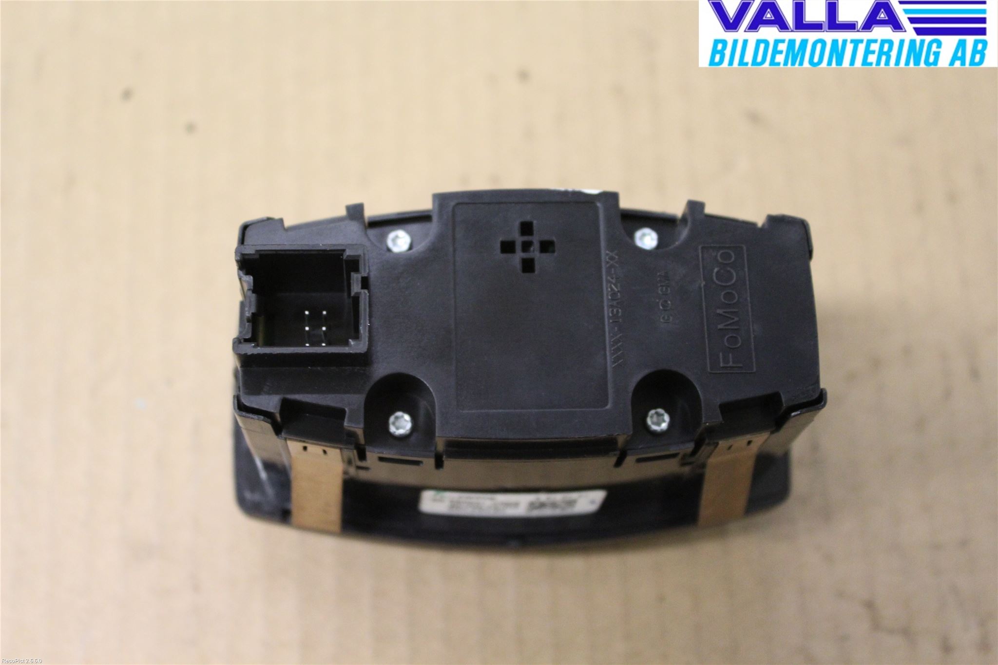 Ford TRANSIT SKÅP/BUSS 14-22 Bryter Hovedlys