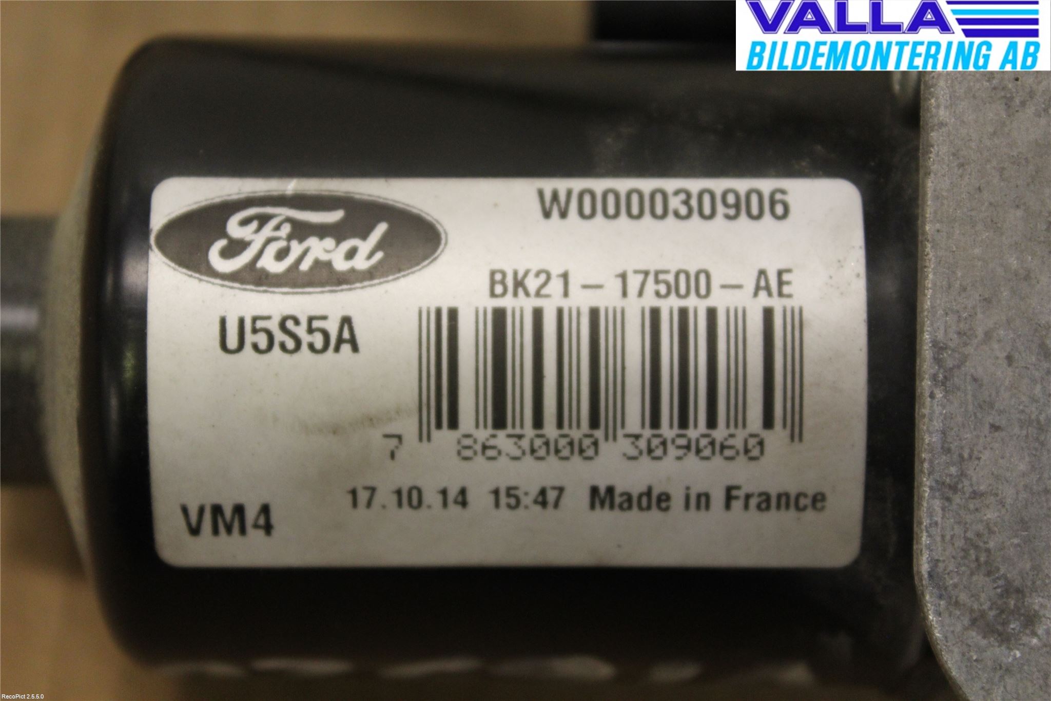 Ford TRANSIT SKÅP/BUSS 14-22 Viskermotor Frontrute