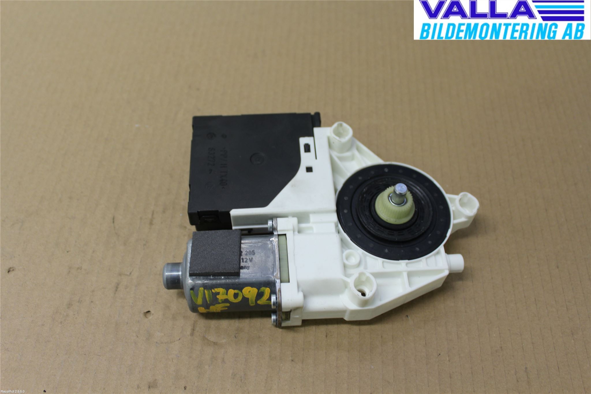 Audi A3/S3     04-05 Vindusheismotor