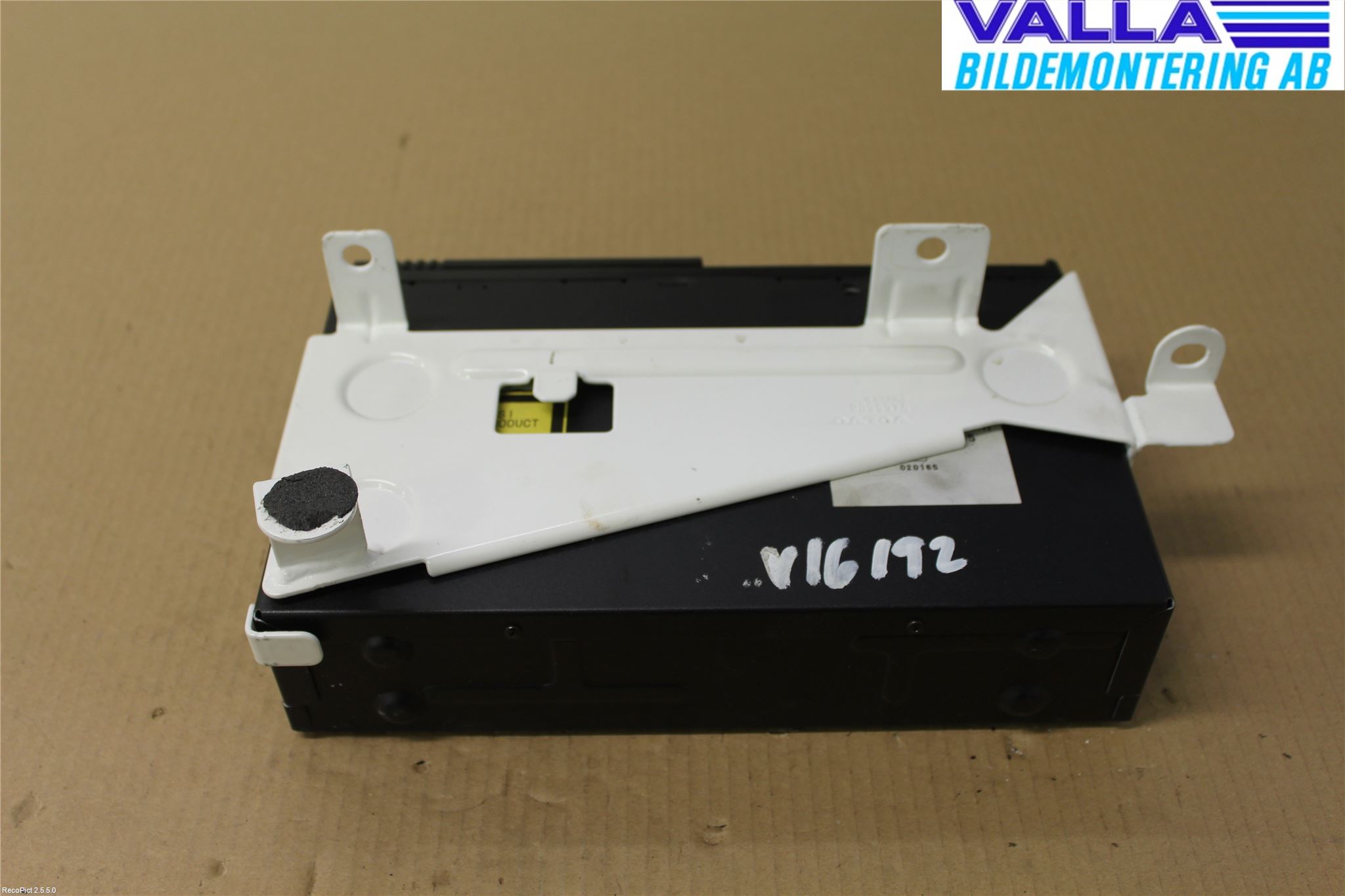 Volvo XC70 01-04 Stereo Cd Veksler