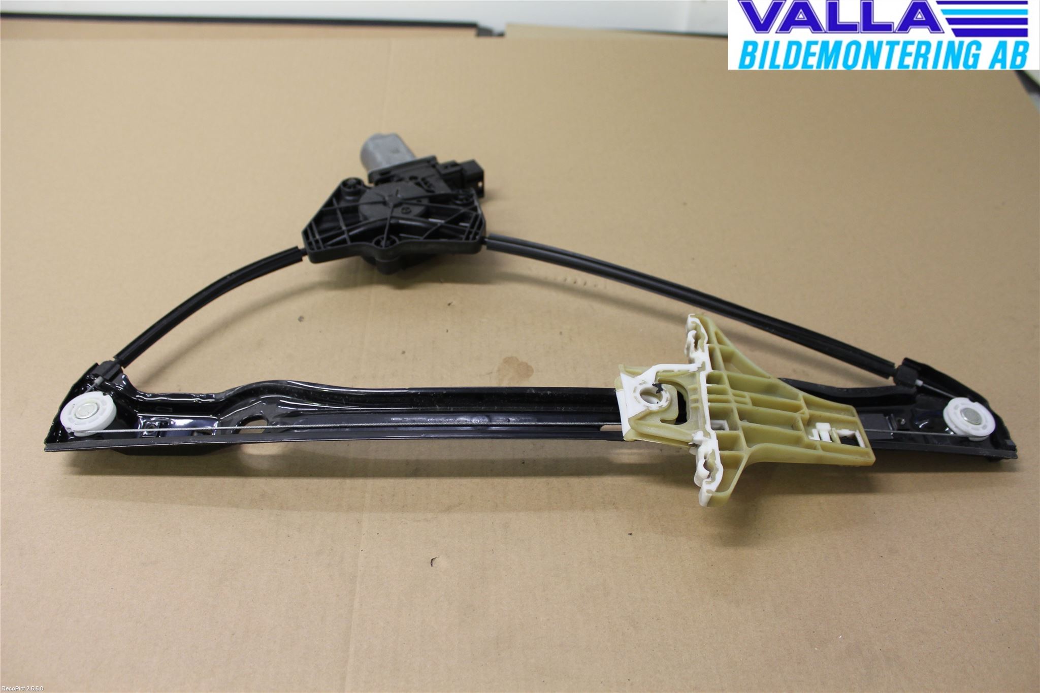 Volkswagen VW AMAROK 2H 10-22 Vindusheis El Komp