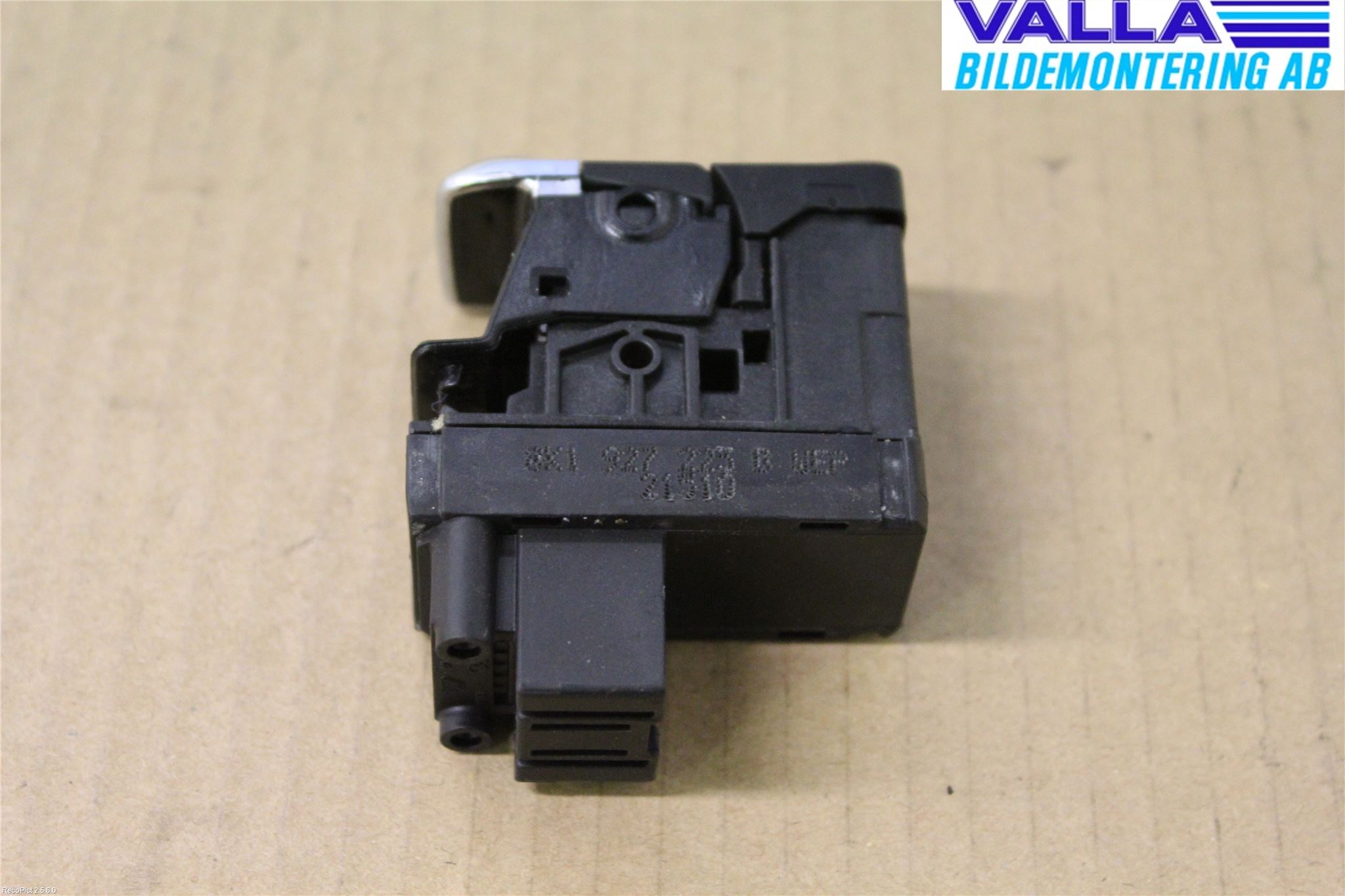 Audi A4/S4 08-11 Bryter Parkeringsbrems