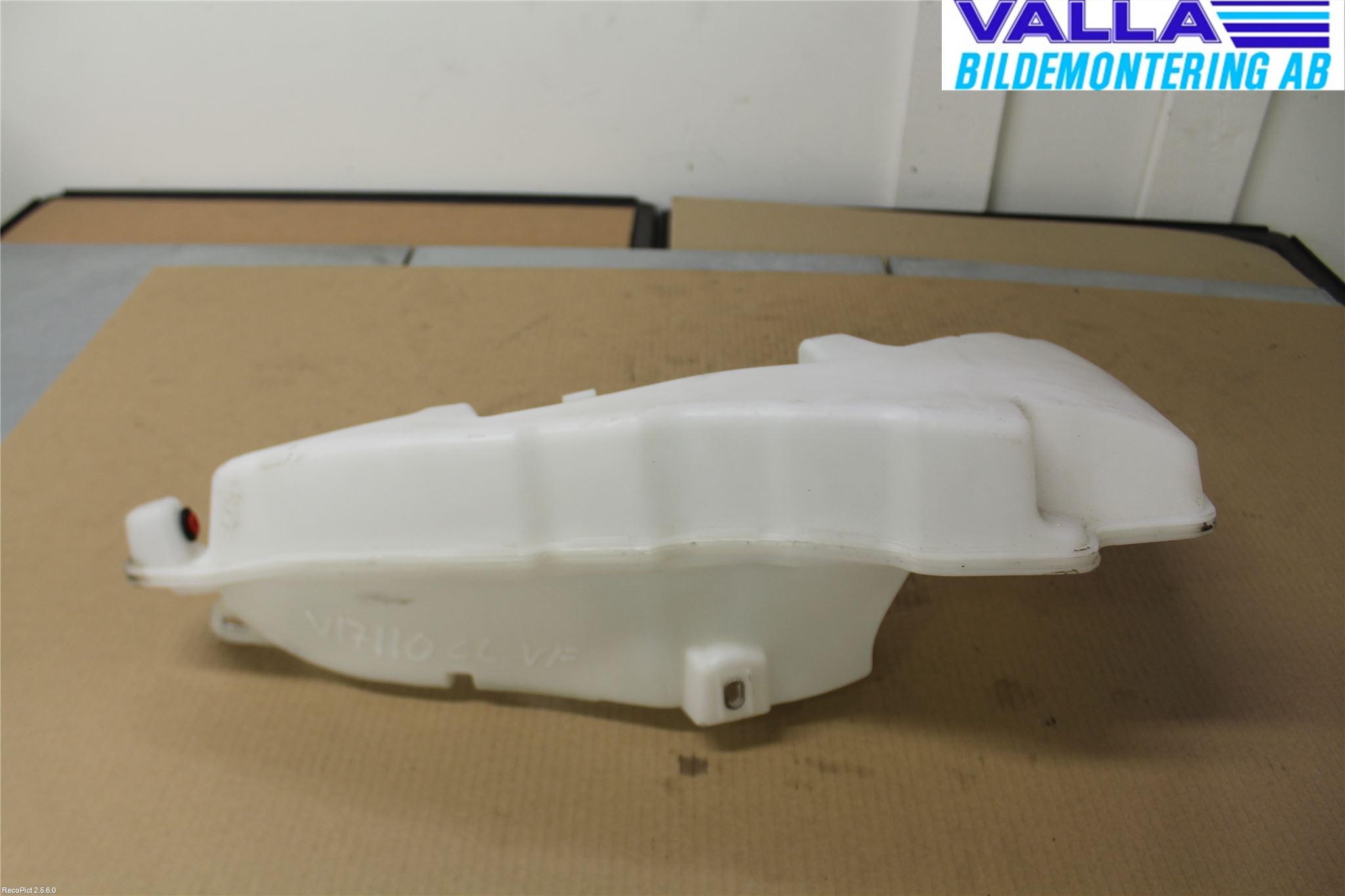 Audi ALLROAD 06-11 Spylerbeholder Frontrute-Lykte