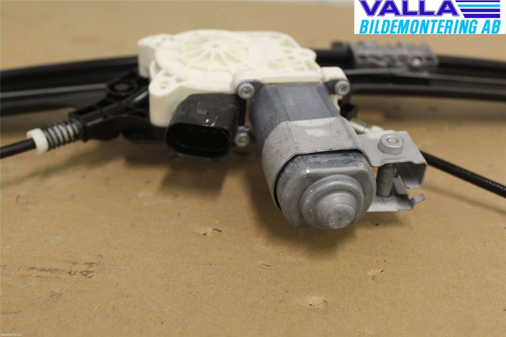 BMW 5 E60/61 Sed/Tou 02-10 Vindusheis El Komp
