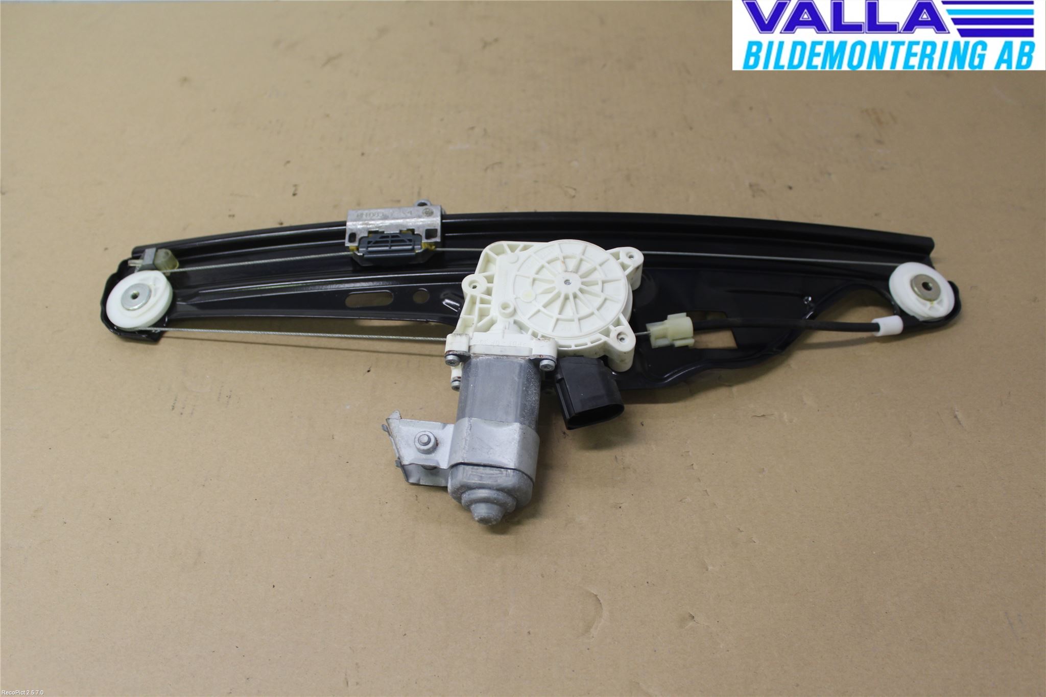 BMW 5 E60/61 Sed/Tou 02-10 Vindusheis El Komp