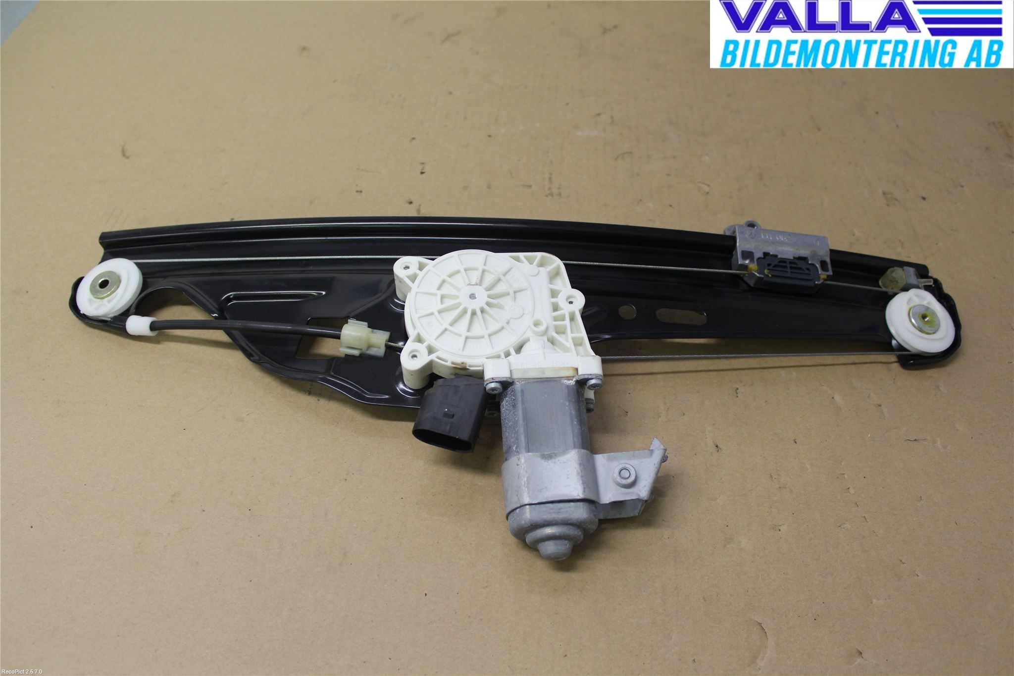 BMW 5 E60/61 Sed/Tou 02-10 Vindusheis El Komp
