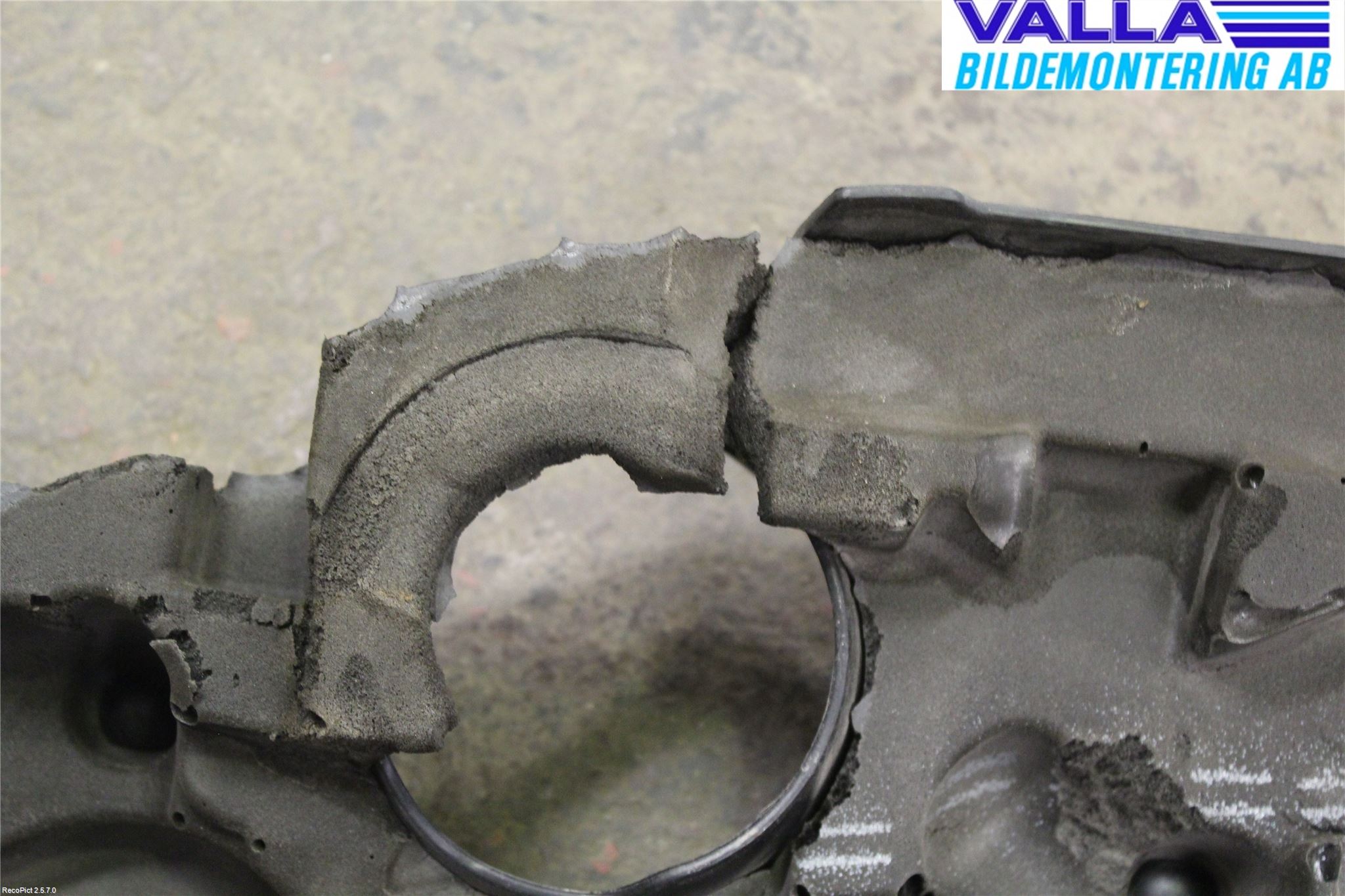 Volvo V70 08-13 Motor Deksel Over Motor
