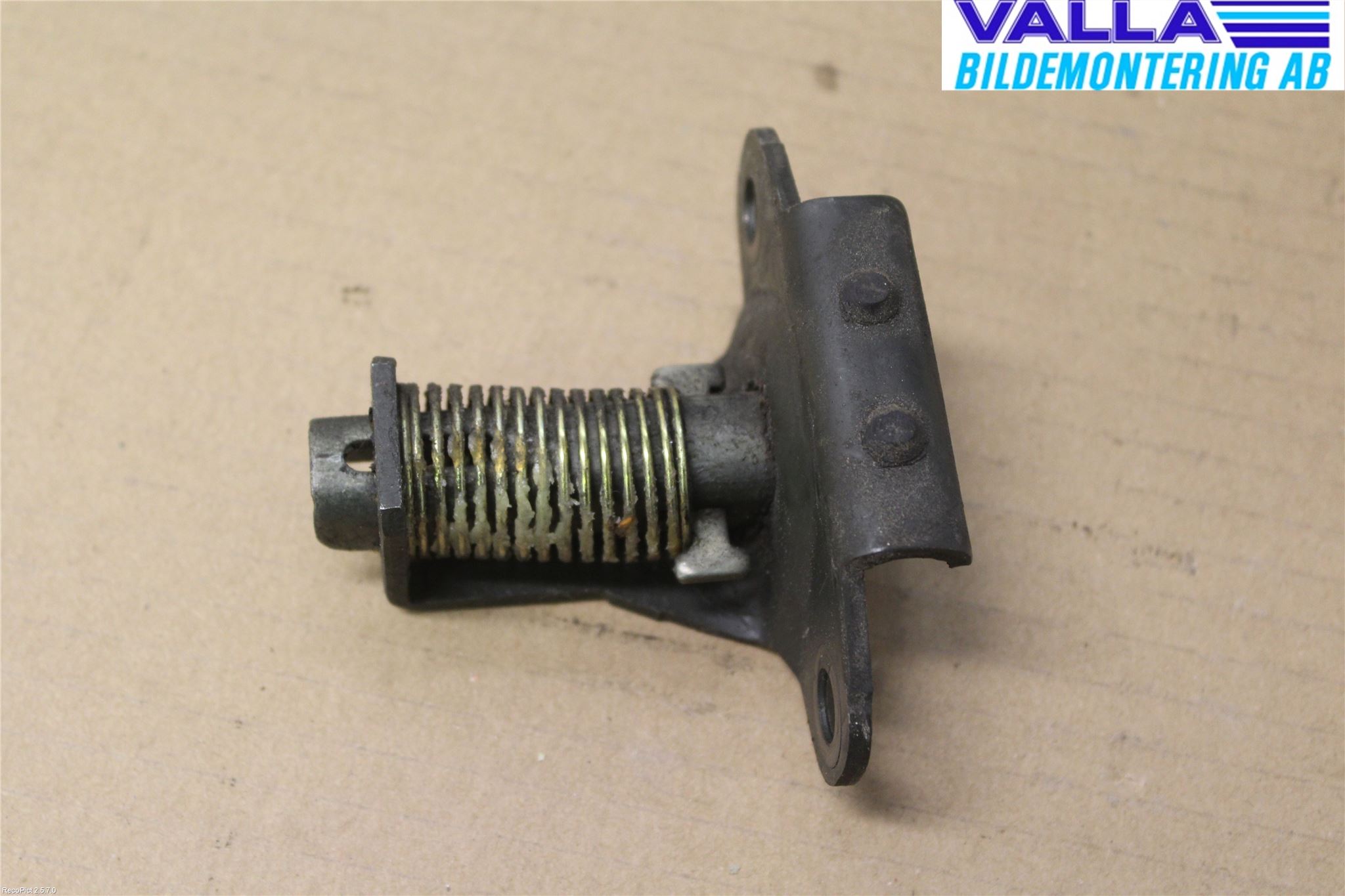 Mitsubishi L200   96-06 Bakluke-Lokk Låsekasse