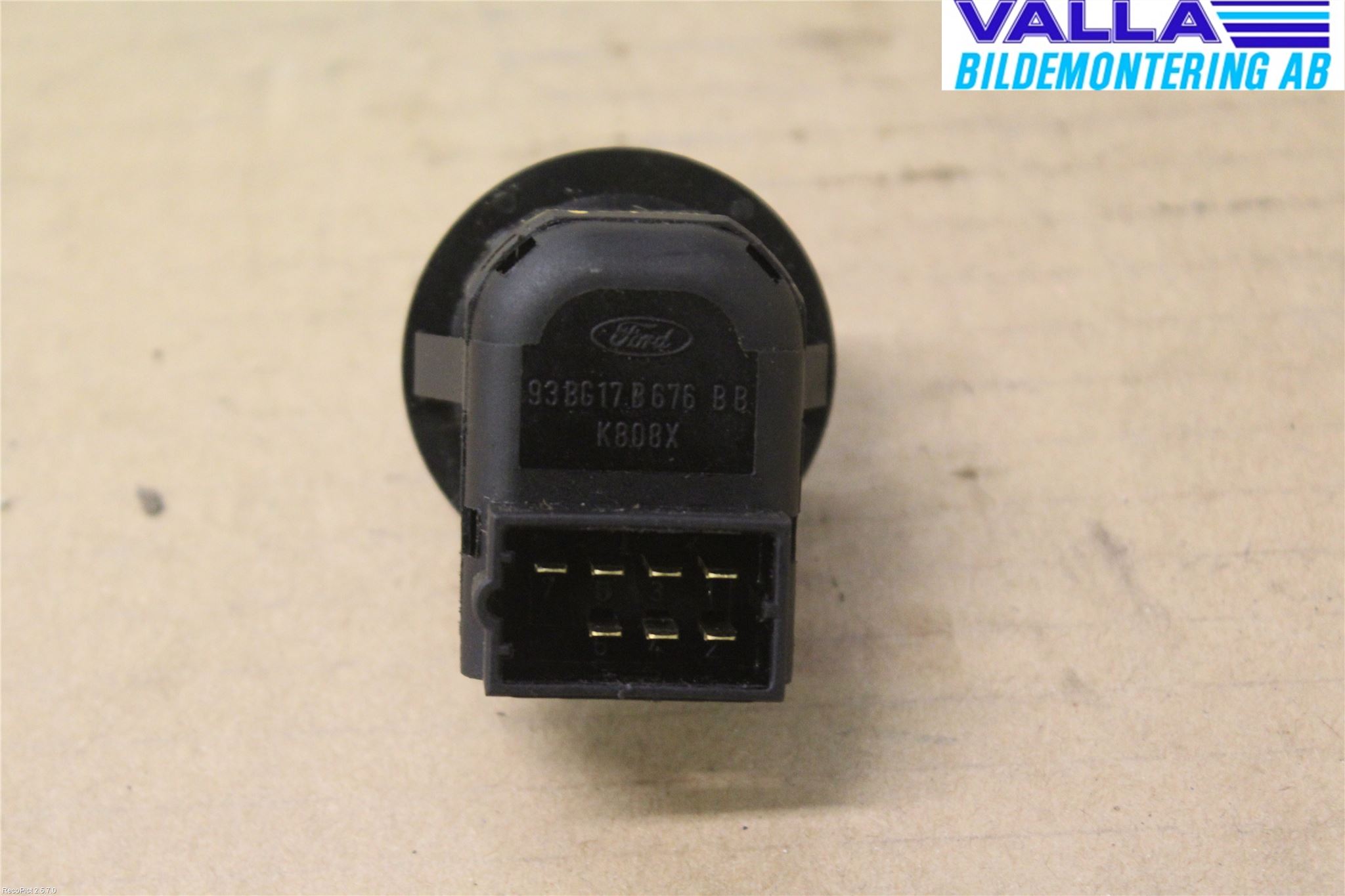 Ford TRANSIT CONNECT 03-08 Bryter Speil
