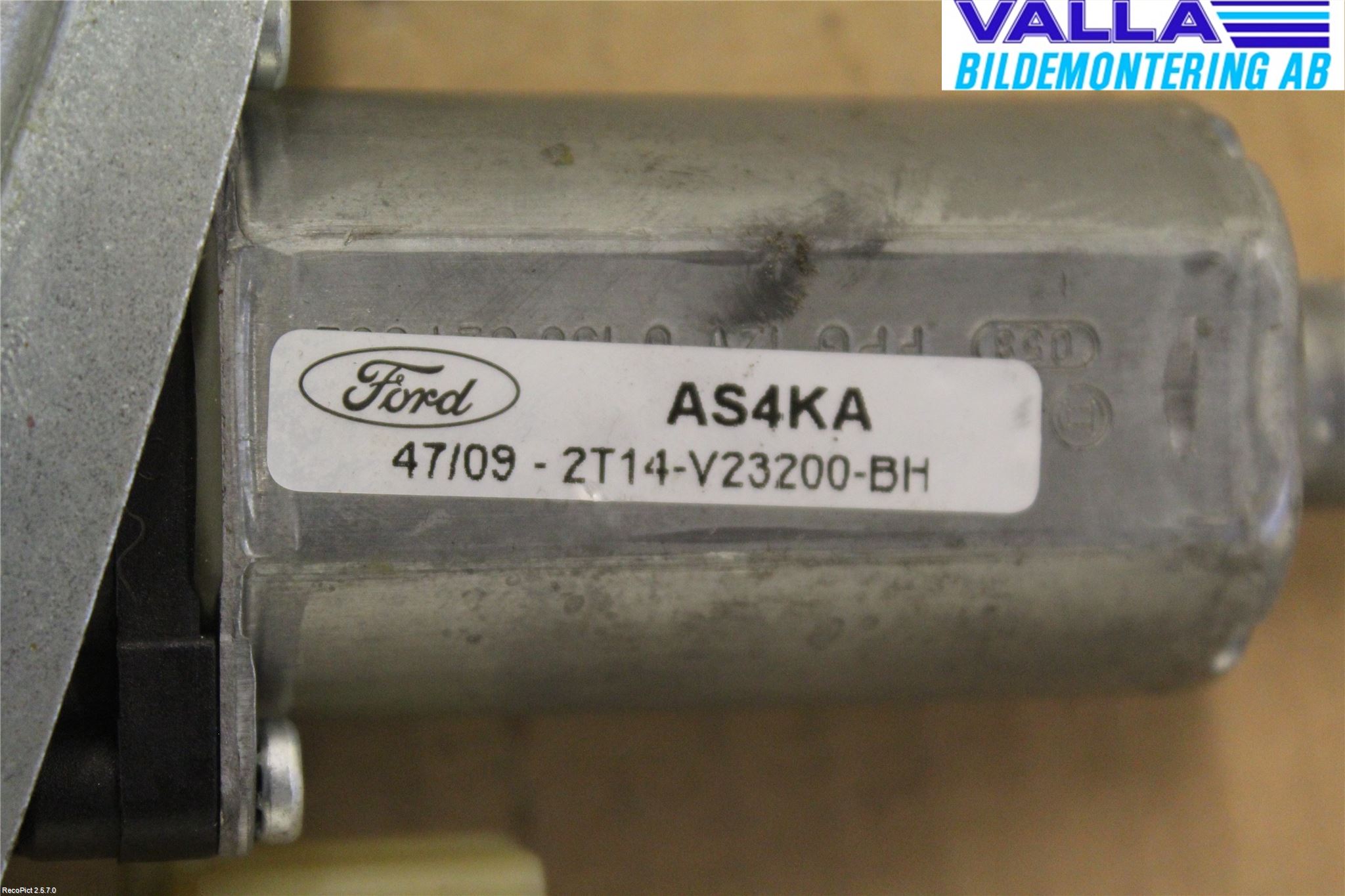 Ford TRANSIT CONNECT 03-08 Vindusheis El Komp