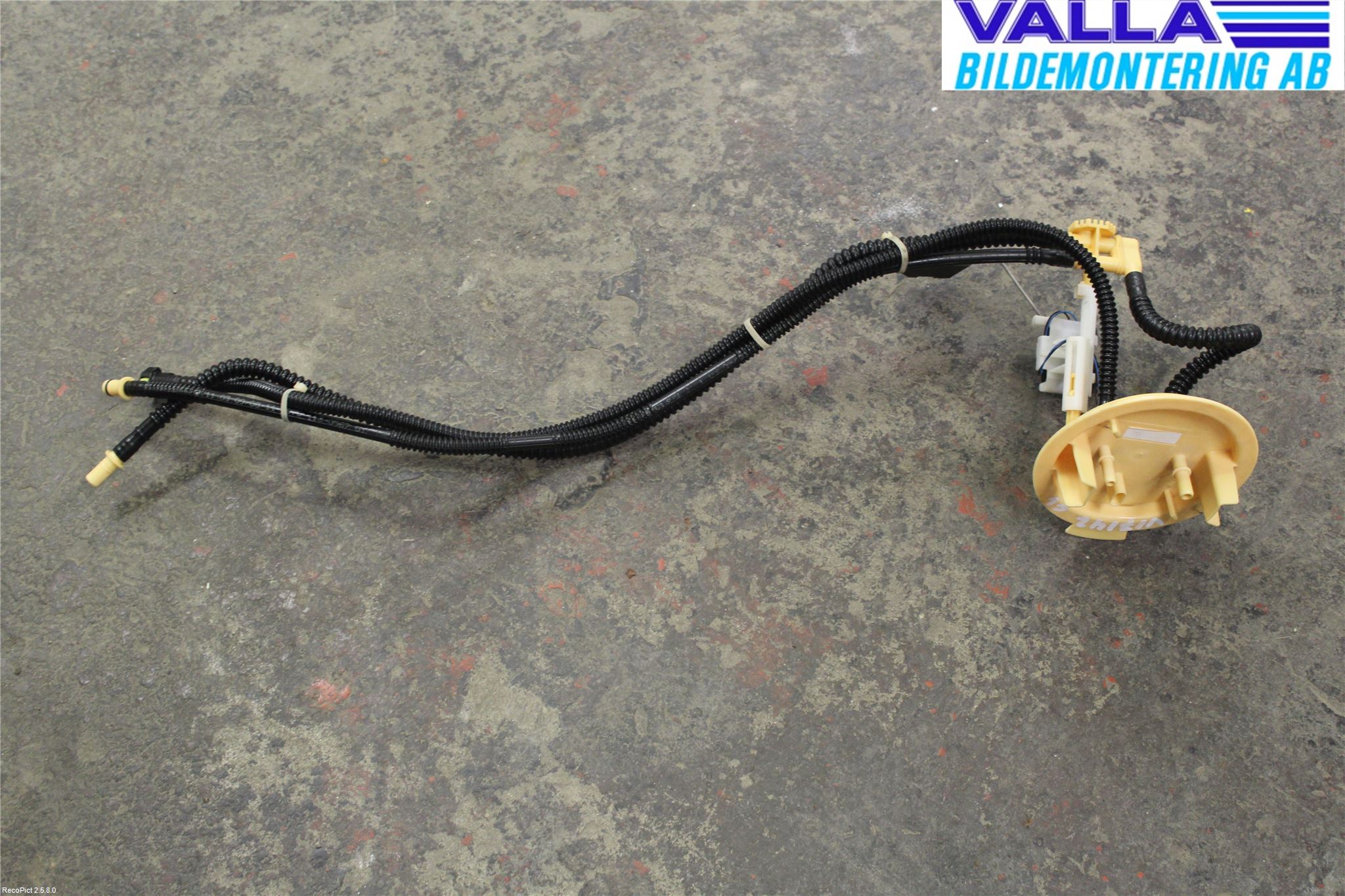 Mercedes-Benz MB E-KLASS (W212) 09-16 Giver Drivstofftank
