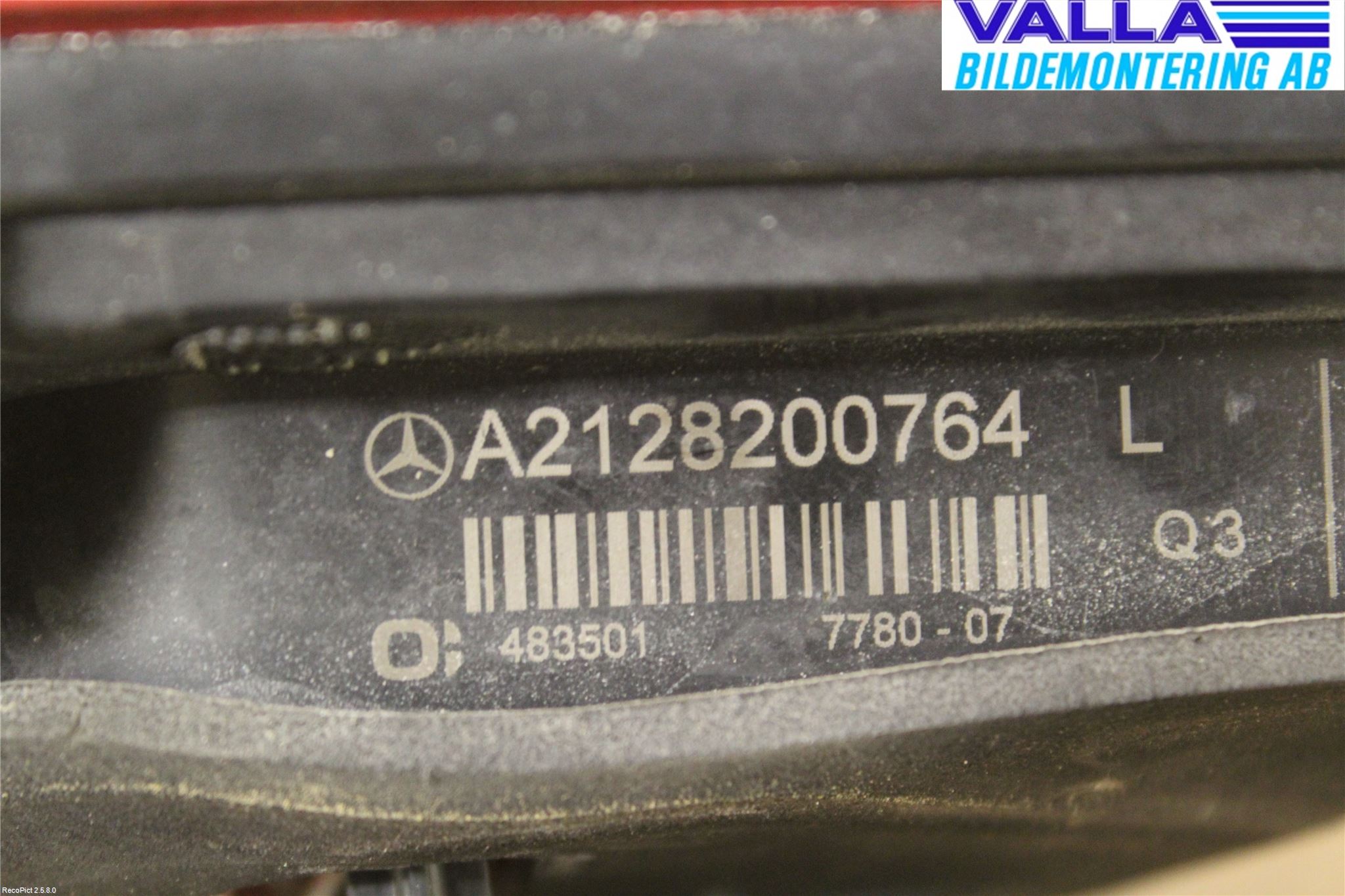 Mercedes-Benz MB E-KLASS (W212) 09-16 Baklykt Venstre  På Luke(Indre