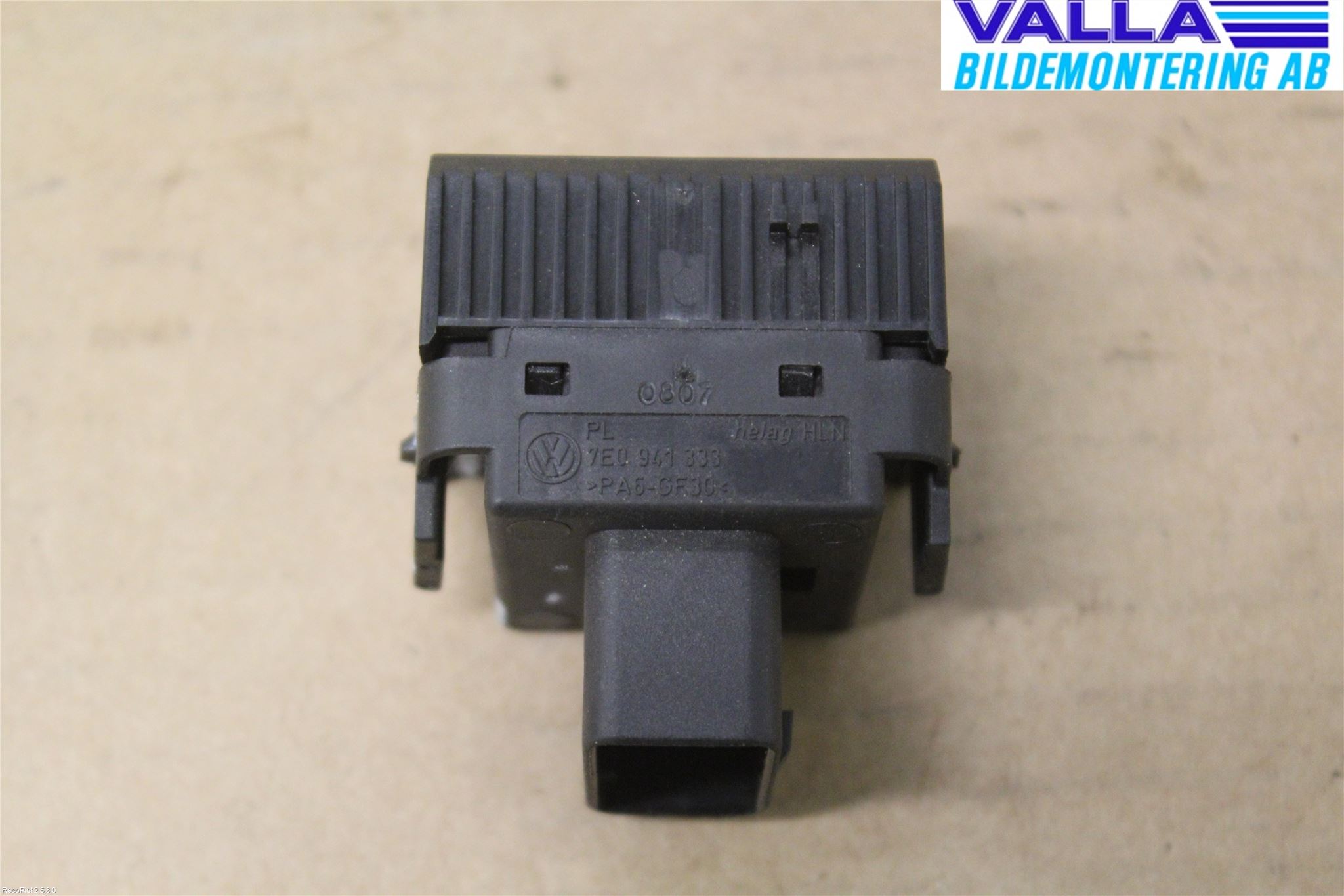 Volkswagen VW TRANSP/CARAVELLE (T5) 04-15 Frontlykt Lysspredderreg