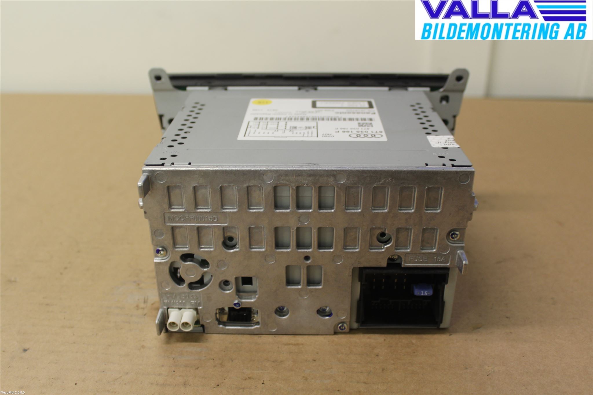 Audi A4/S4 08-11 Stereo Radio Med Cd