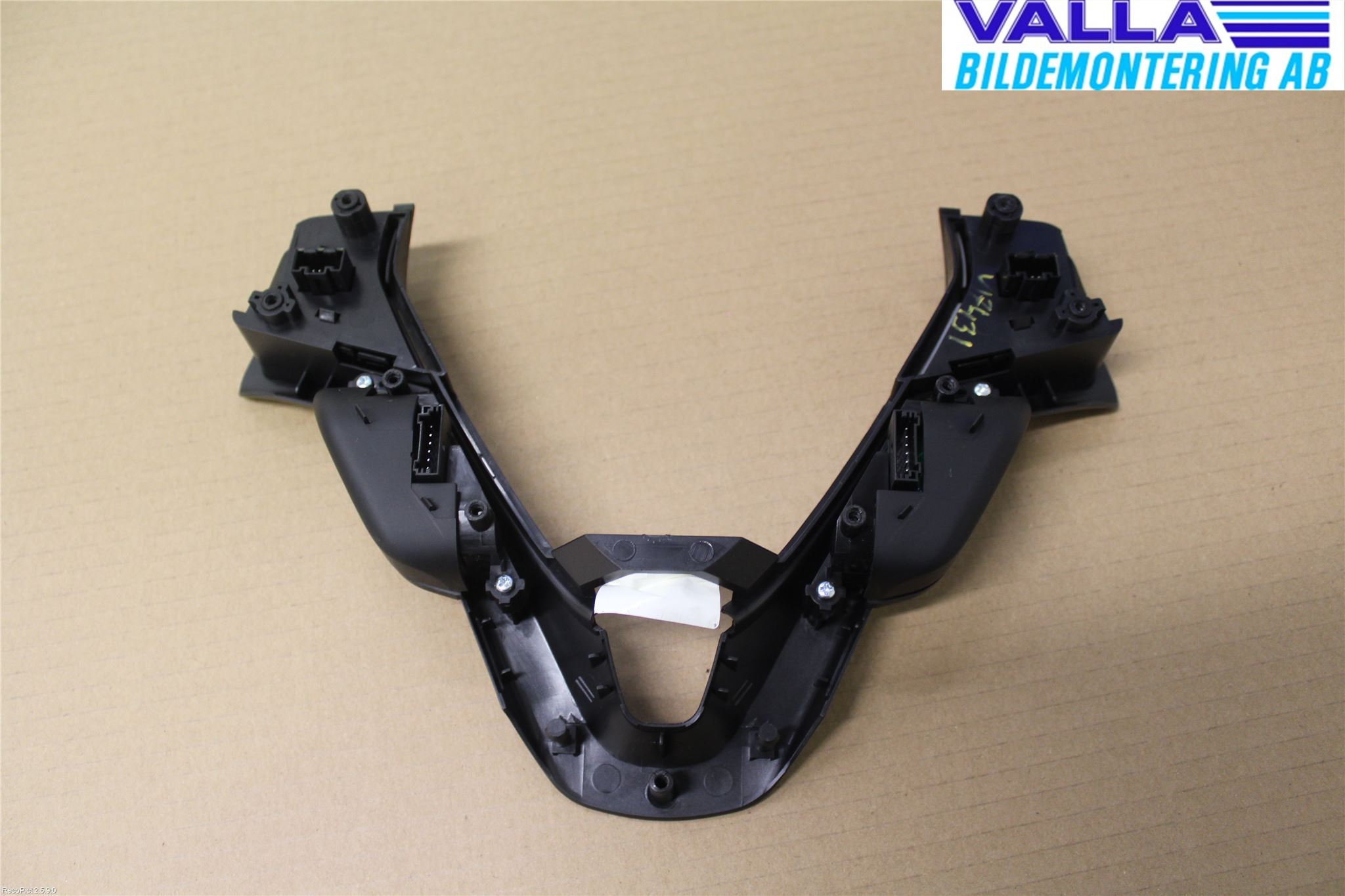 Hyundai VELOSTER 12-17 Bryter Ratt Radio-Stereo