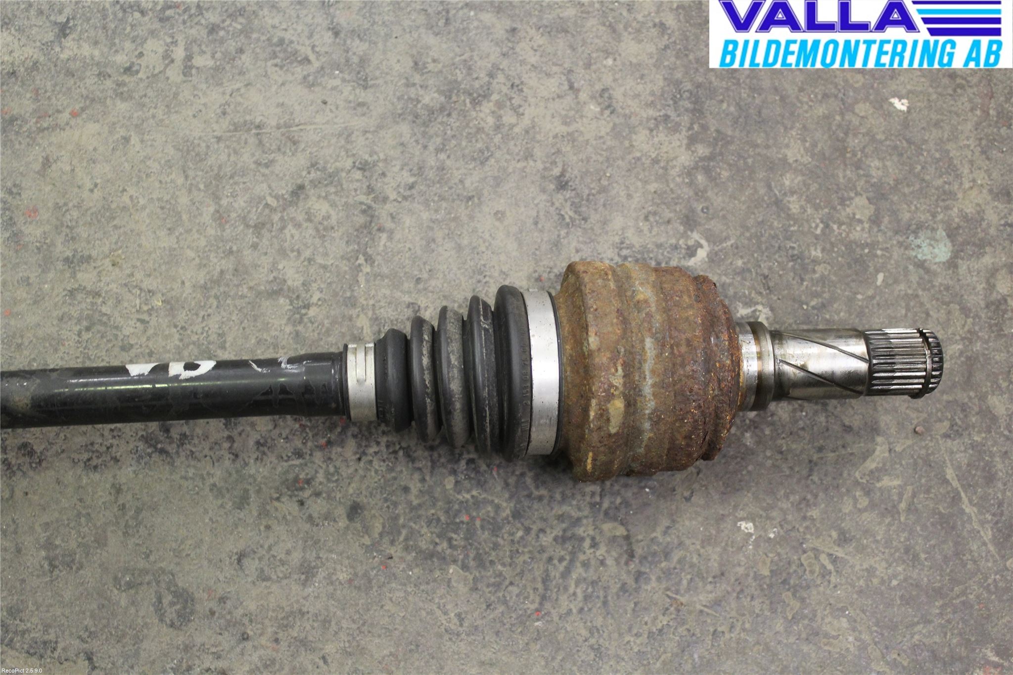 Volvo V70 05-08 Drivaksel Bak Kompl Venstre