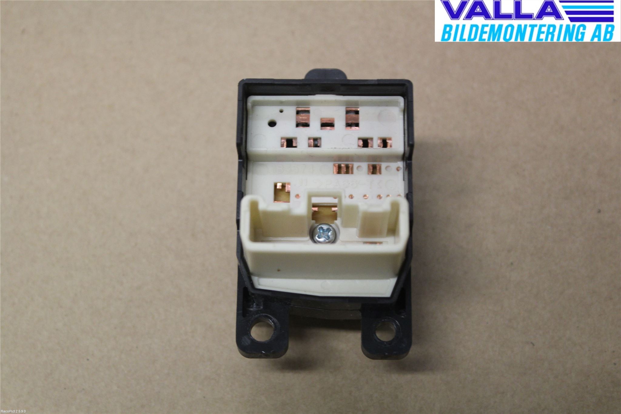 Mazda 6 02-08 Bryter Speil