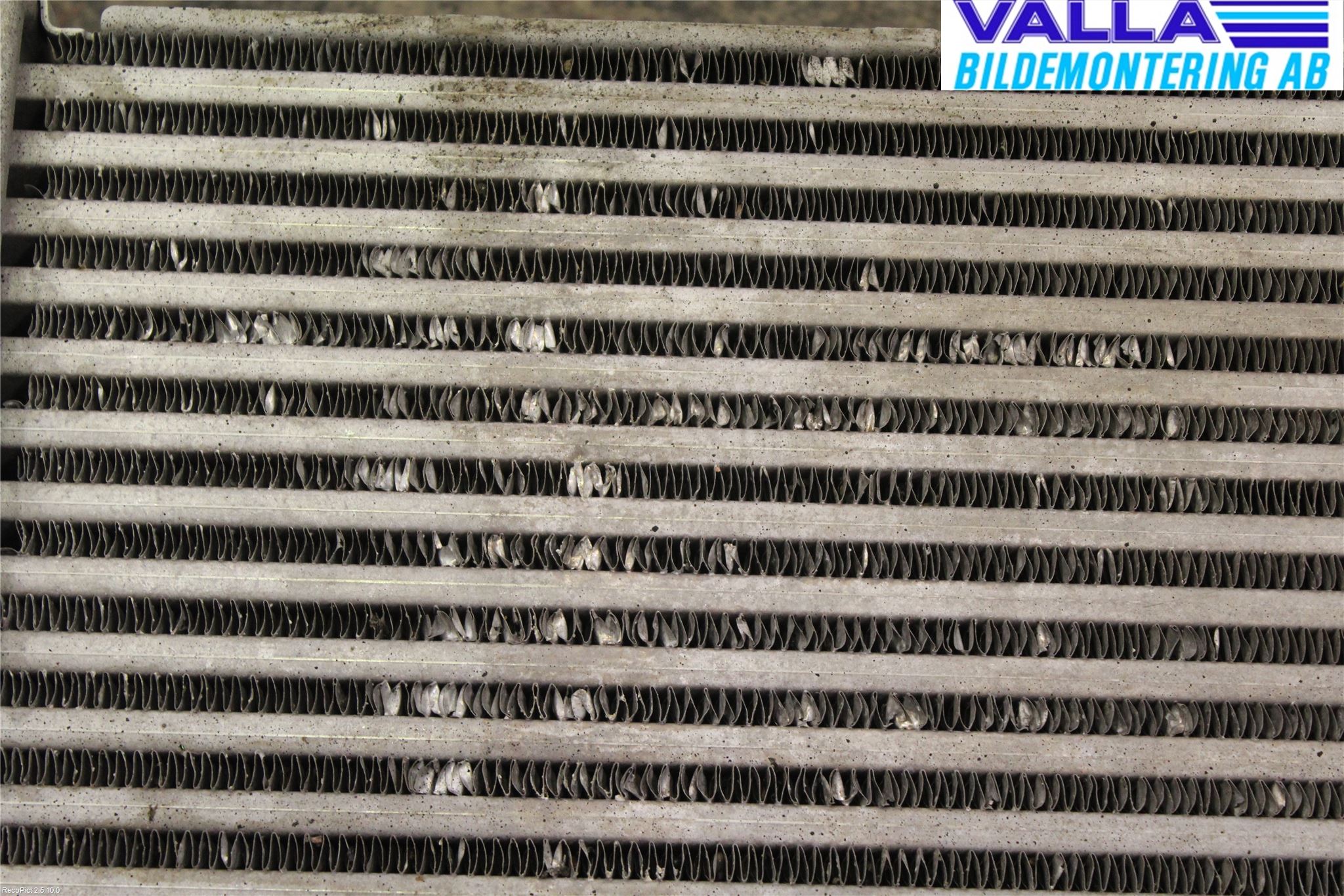Renault MASTER III  04-10 Intercooler Radiator