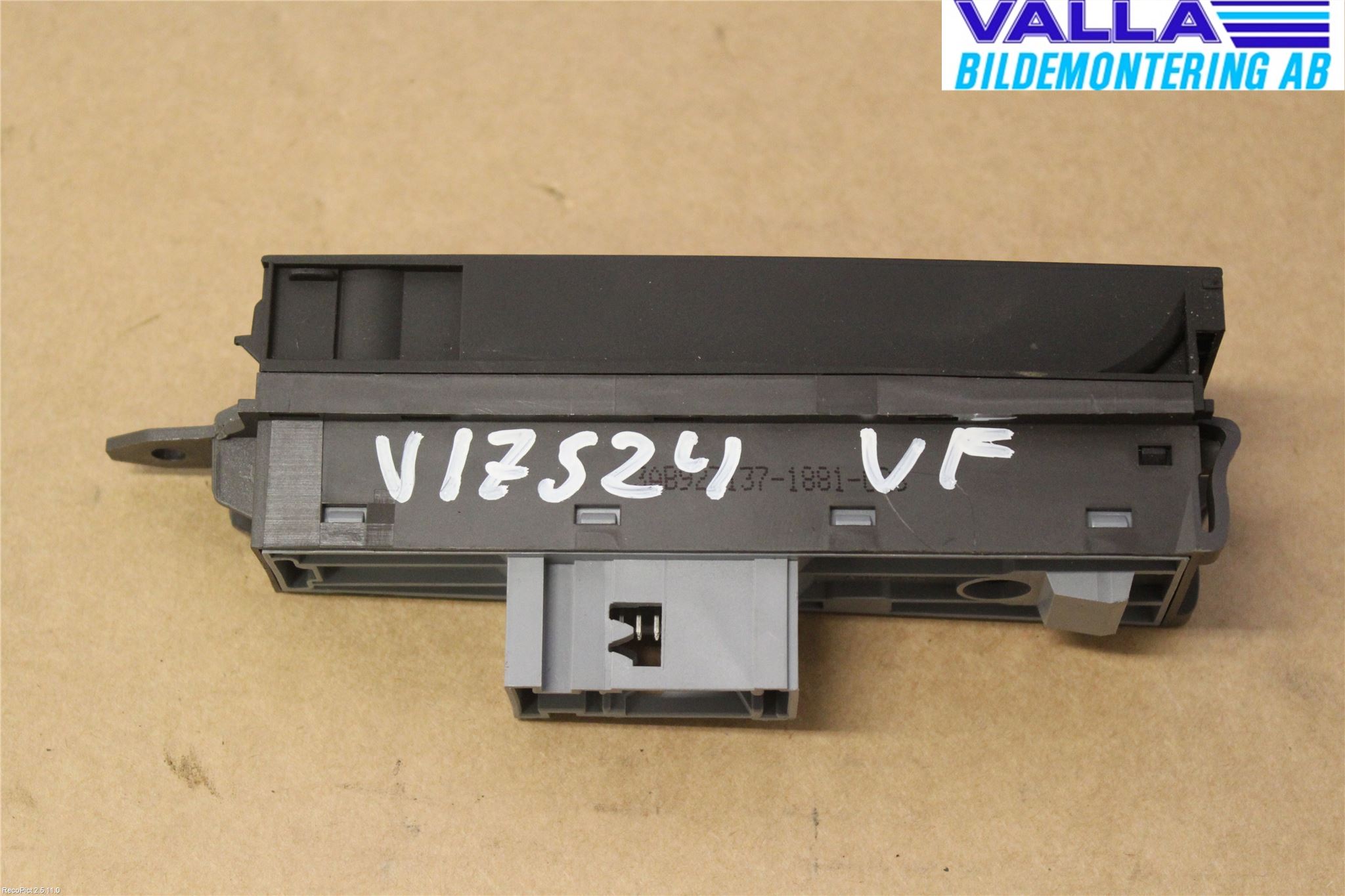 Volkswagen VW PASSAT 11-14 Bryter Multifunksjon