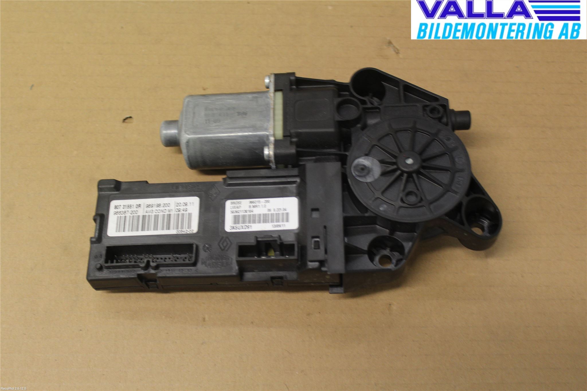 Renault MEGANE III 09-15 Vindusheismotor