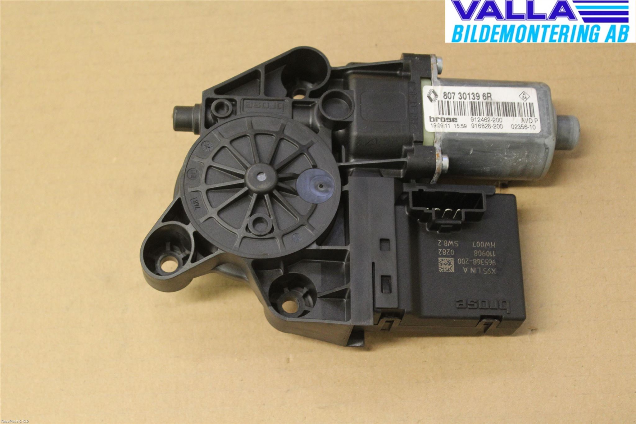 Renault MEGANE III 09-15 Vindusheismotor