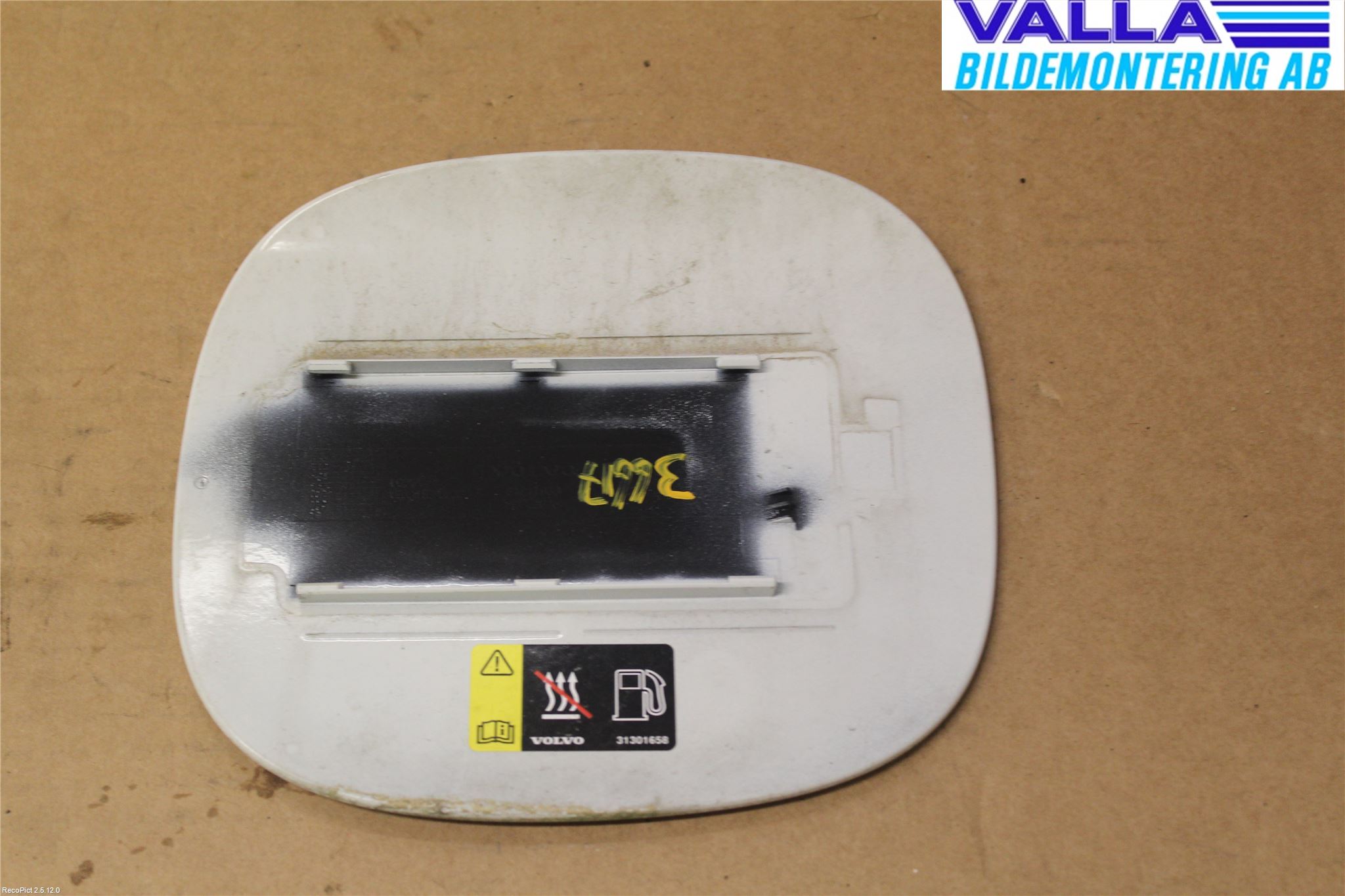 Volvo V60 11-13 Drivstoff Tankluke